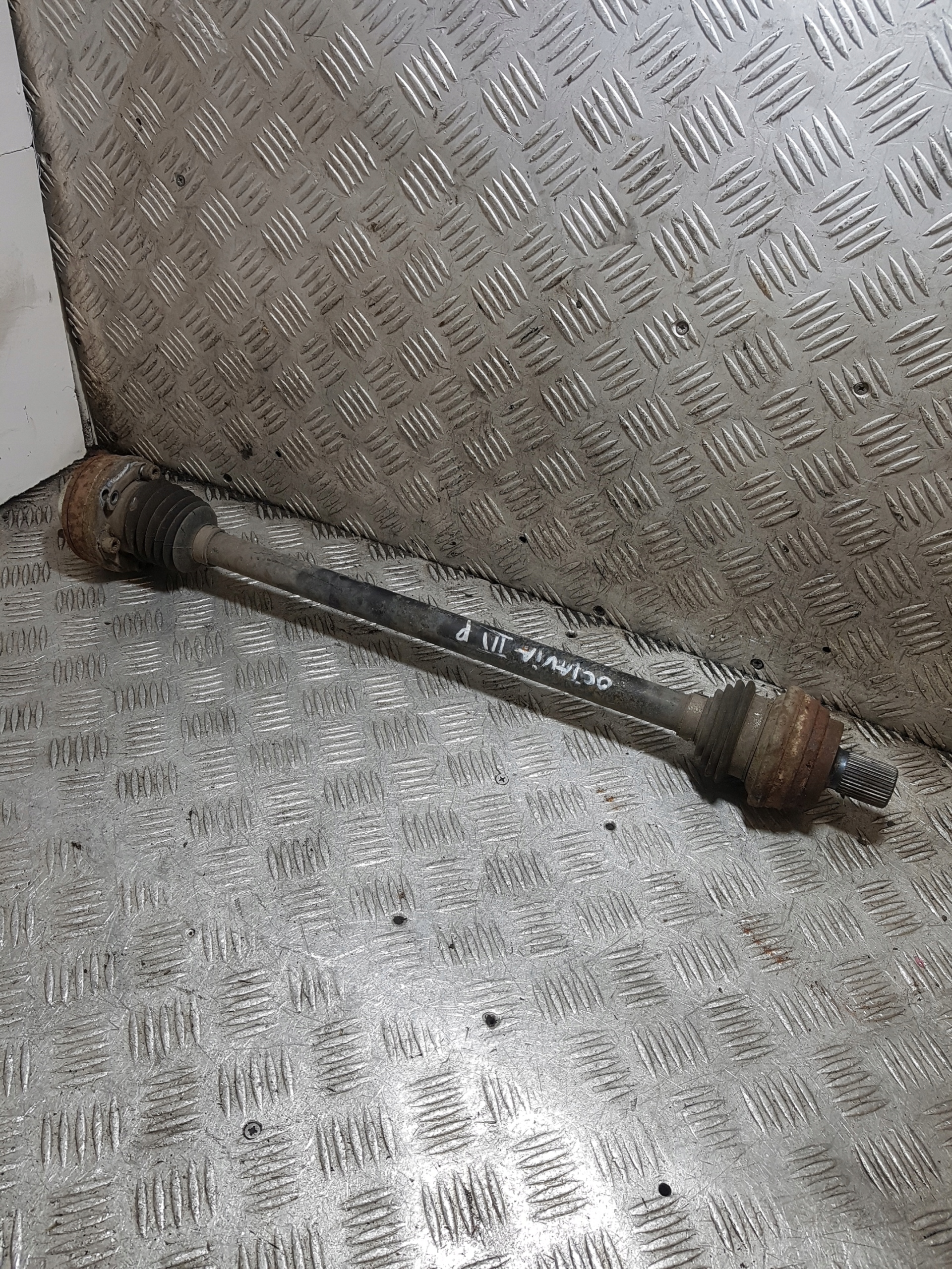 semi-axis semi-axis right rear SKODA OCTAVIA 3 5Q0501204C