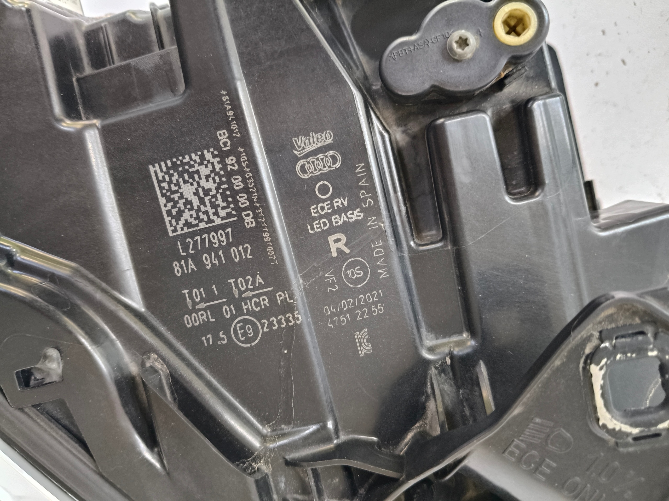 light right REFLEKTOR AUDI Q2 81A LIFT FULL LED