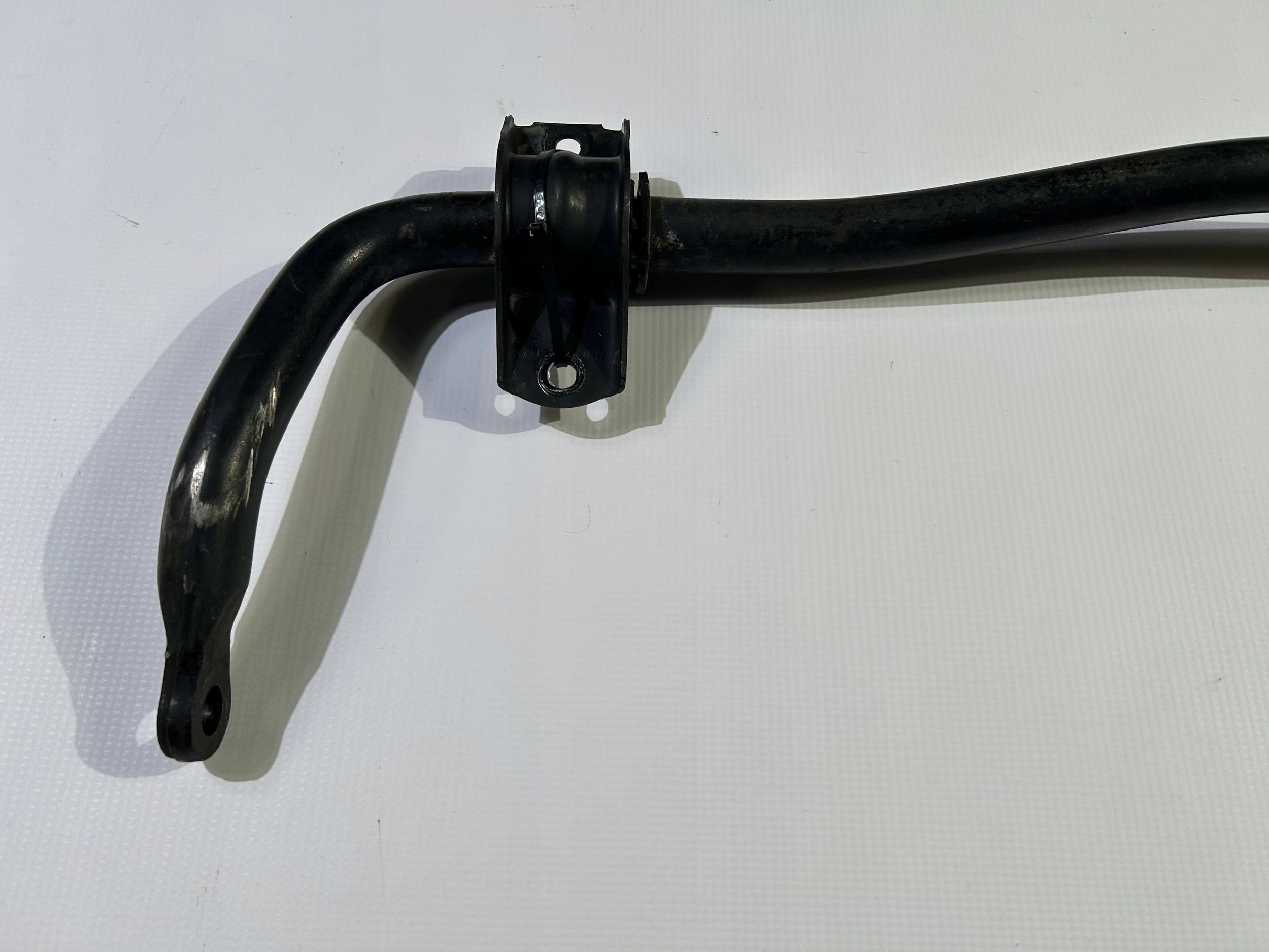 stabilizer rod front Dodge Challenger SRT 6.1 2008