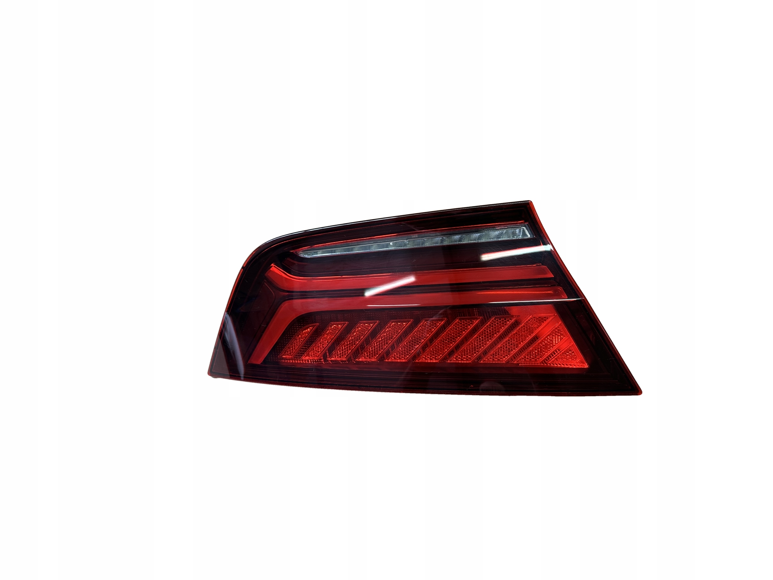 AUDI A7 4G LIFT light left rear part DYNAMICZNA 4G8945095H