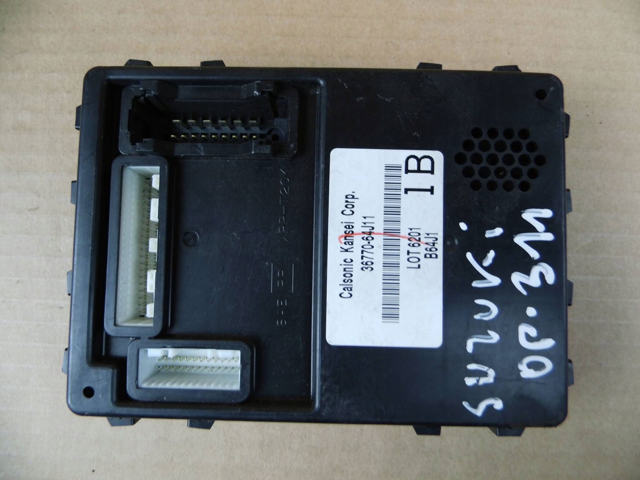 Suzuki Grand Vitara II module computer control unit komfortu 36770-64J11