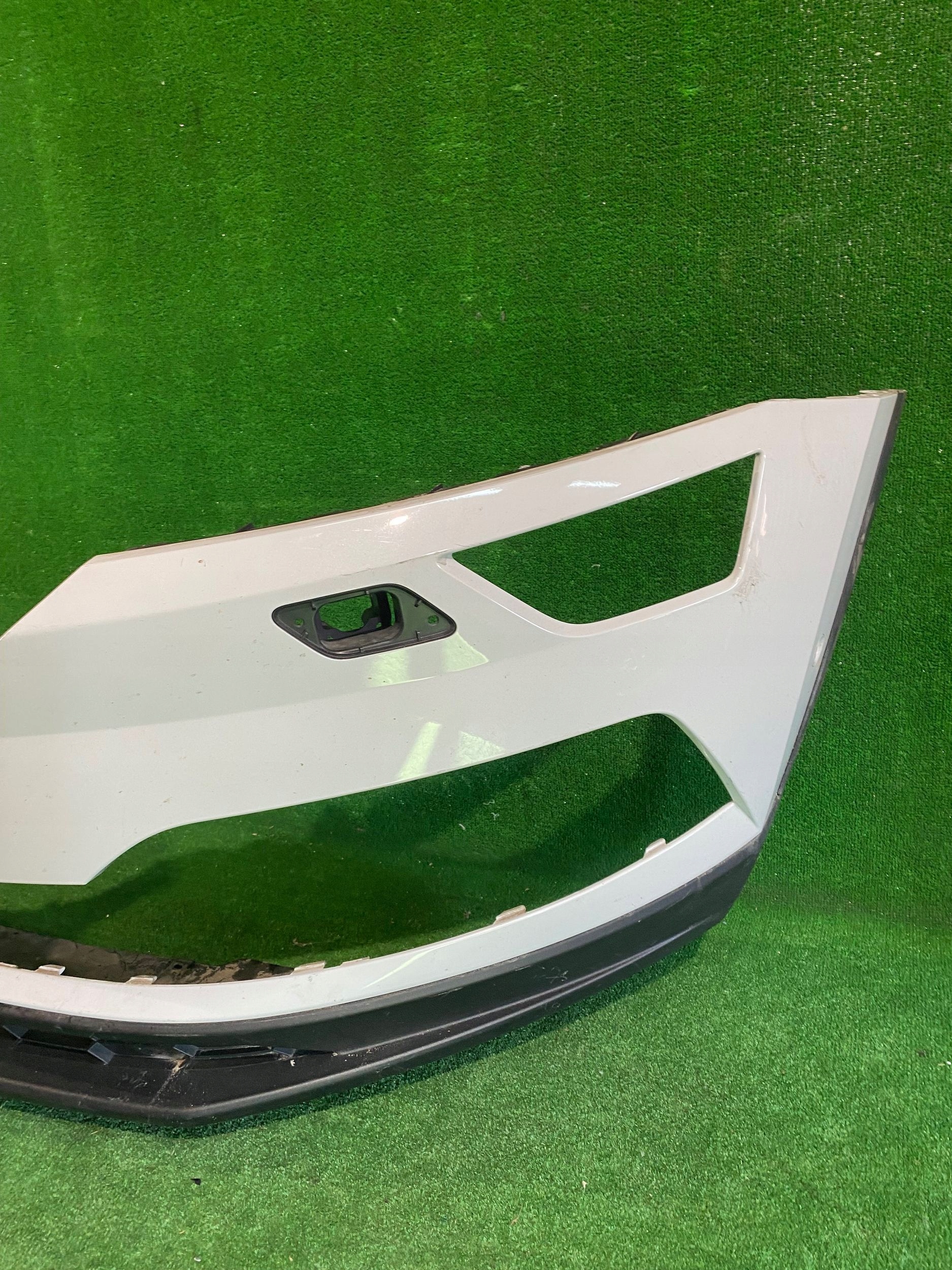nárazník přední předek SKODA KAROQ 18