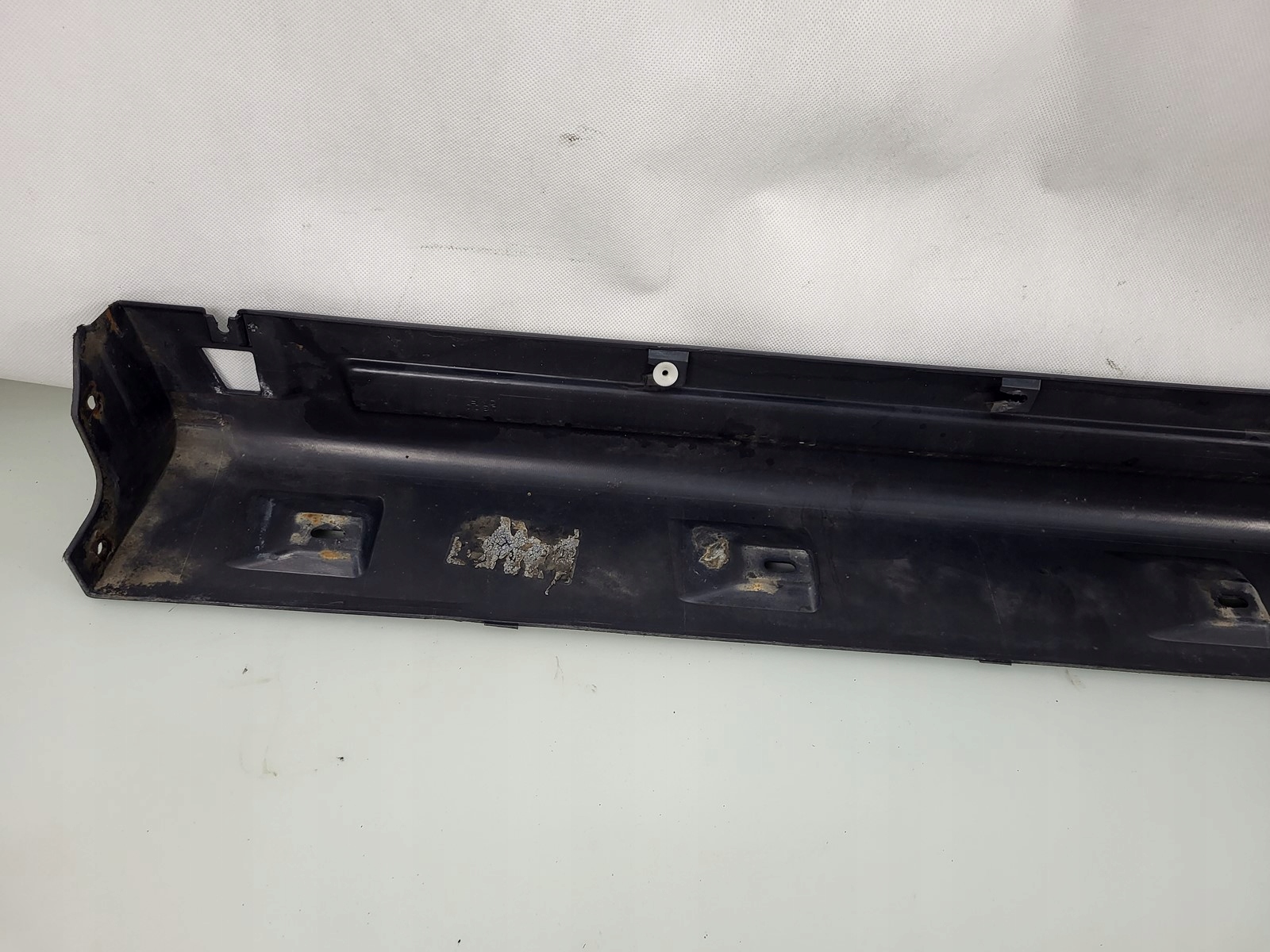 RANGE ROVER SPORT L320 moulding threshold cap L.
