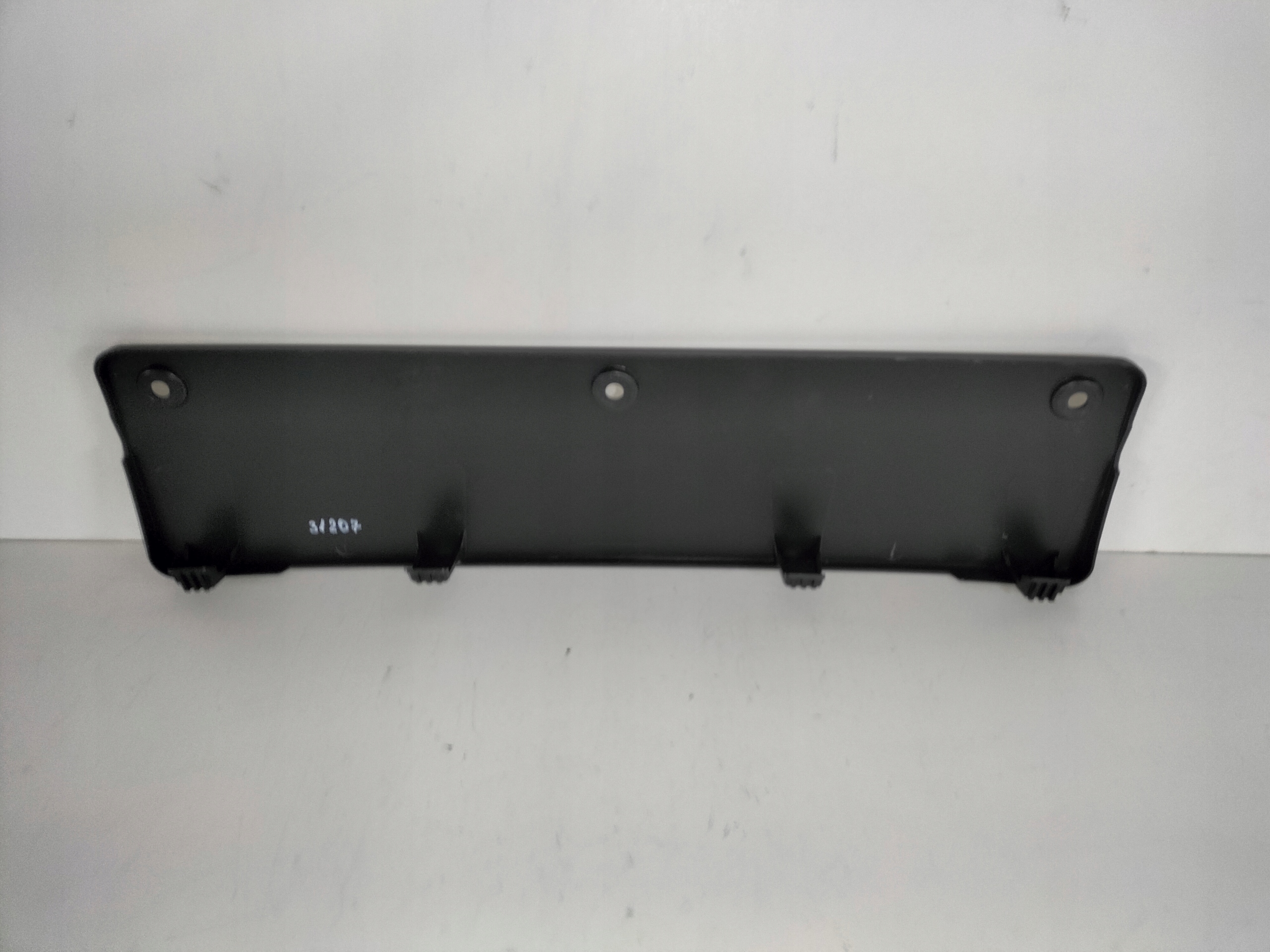 pad below tablice registration front VW GOLF VIII 8 LIFT 23