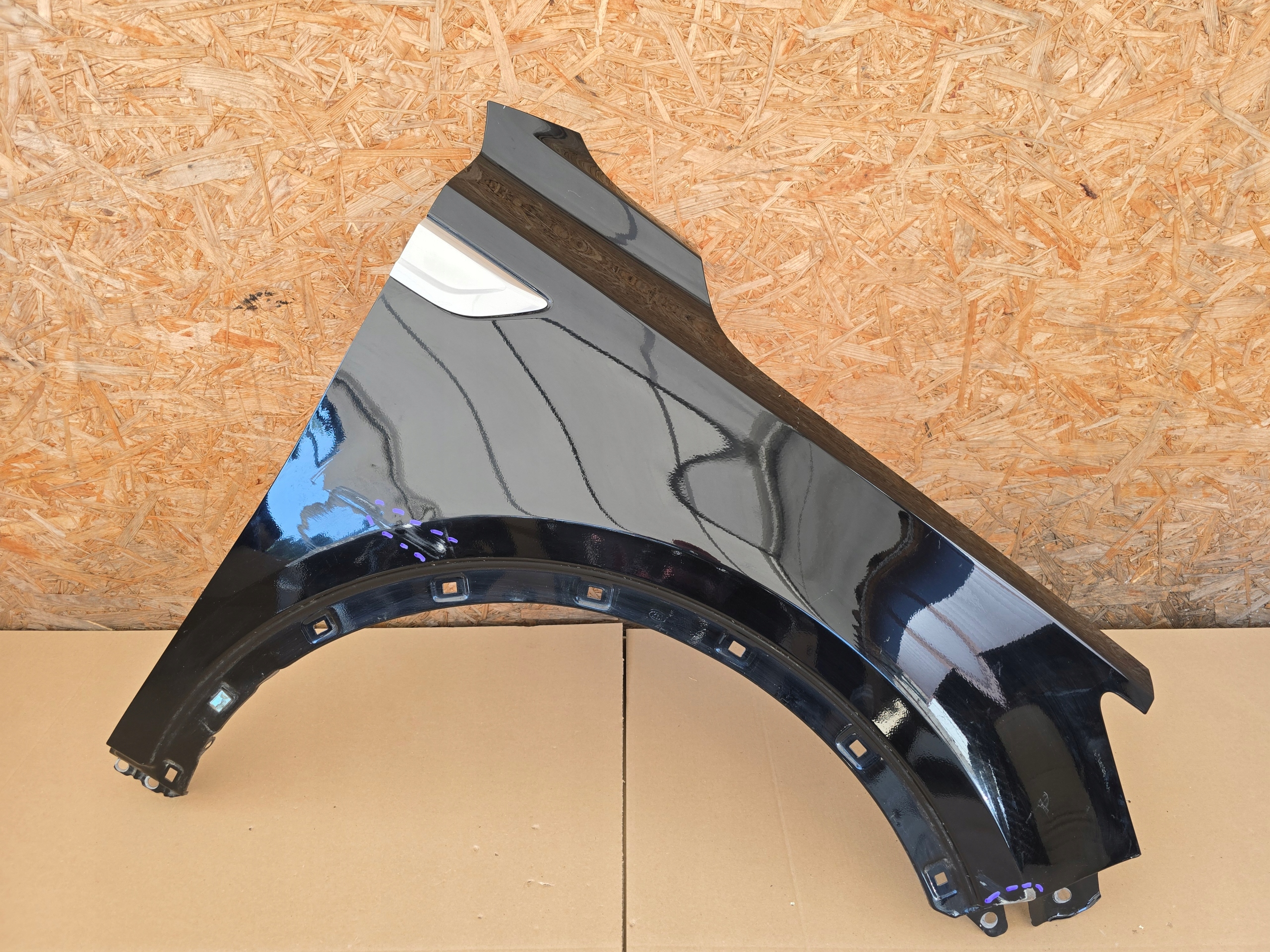 KIA SORENTO 4 IV BŁOTNIK PRAWY PRZEDNI