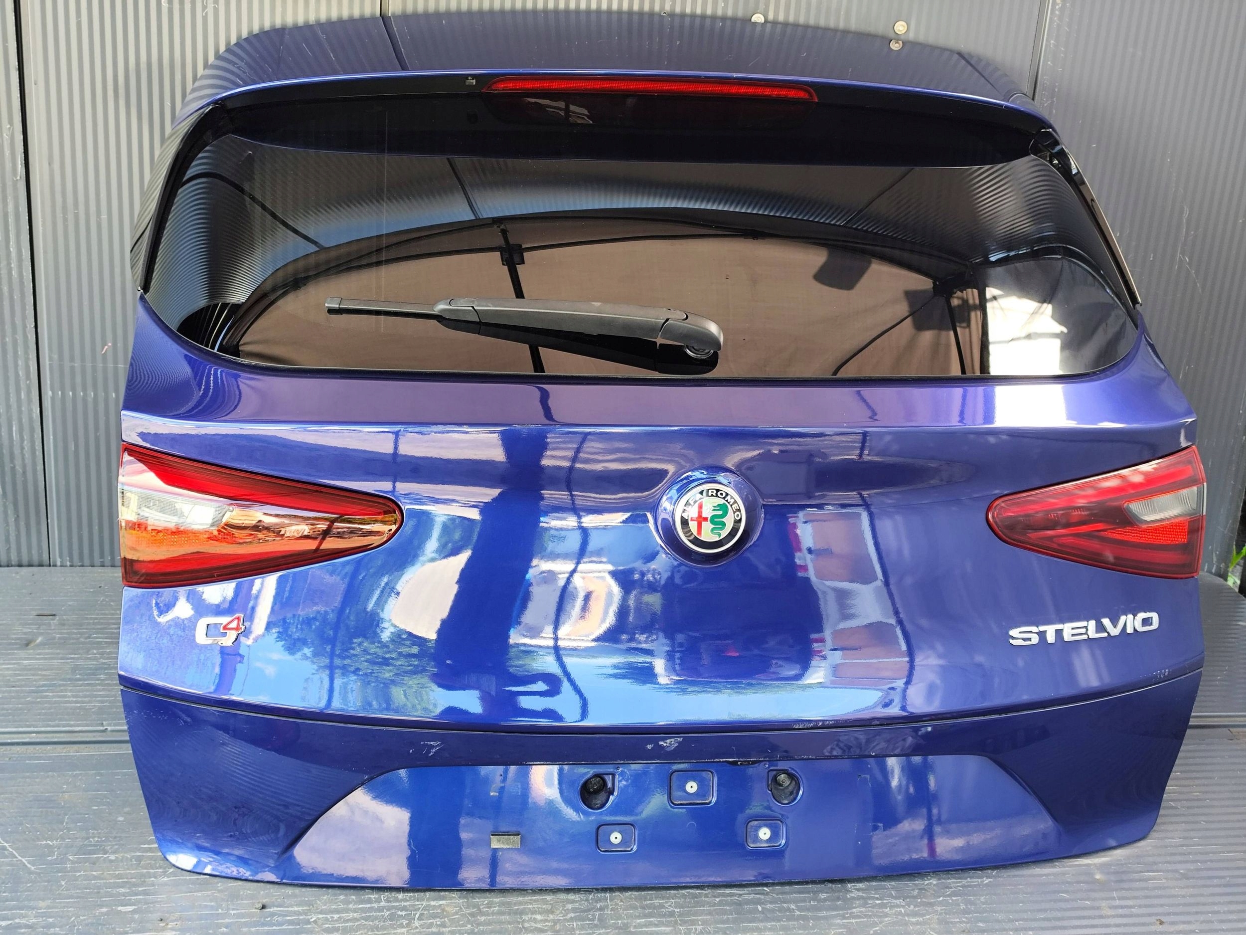 ALFA ROMEO STELVIO boot doors complete KAMERA DEMONTAZ