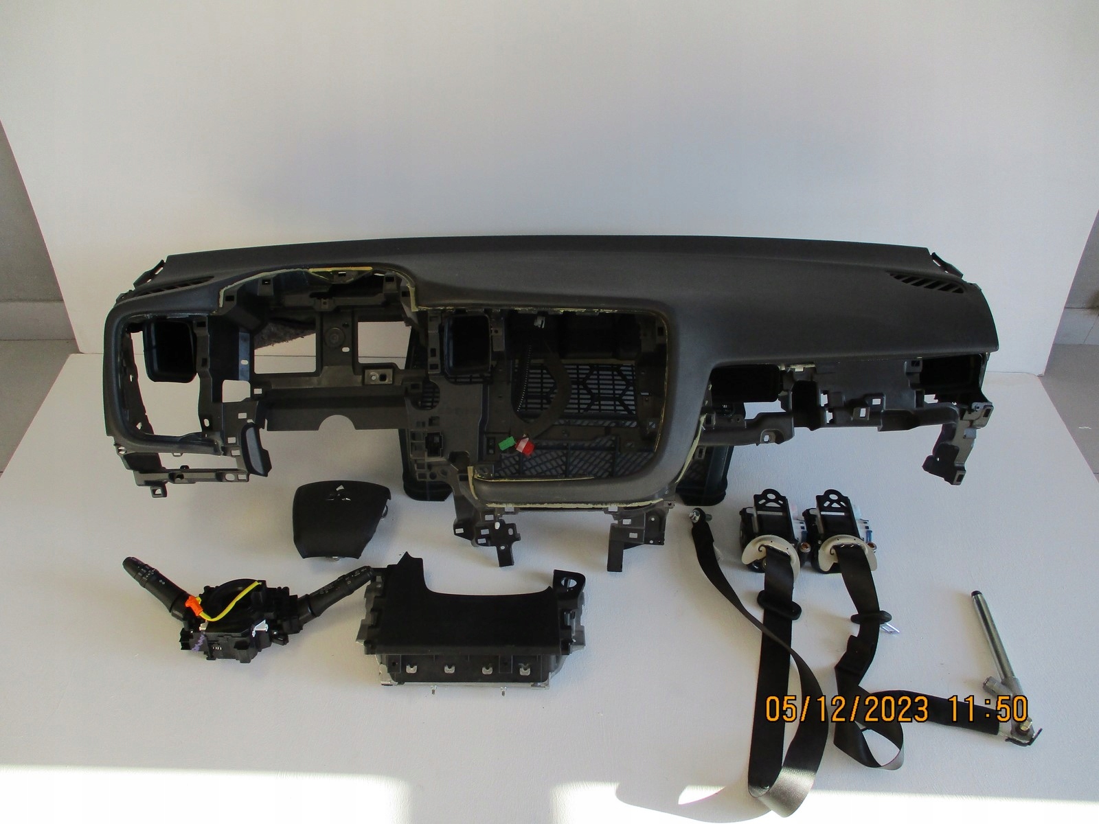 dashboard MITSUBISHI OUTLANDER III LIFT