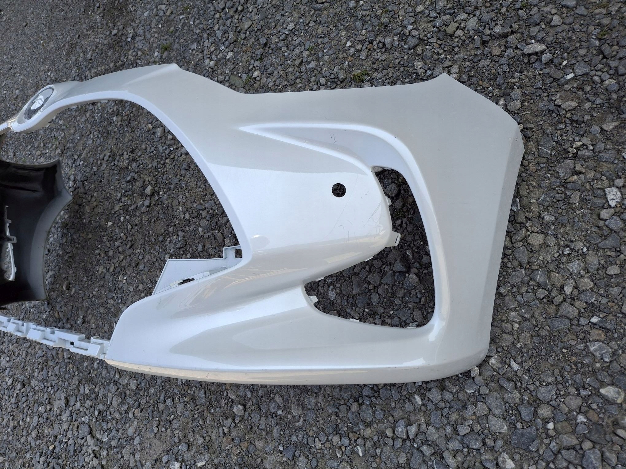 Frontstoßstange TOYOTA YARIS IV 2020R->