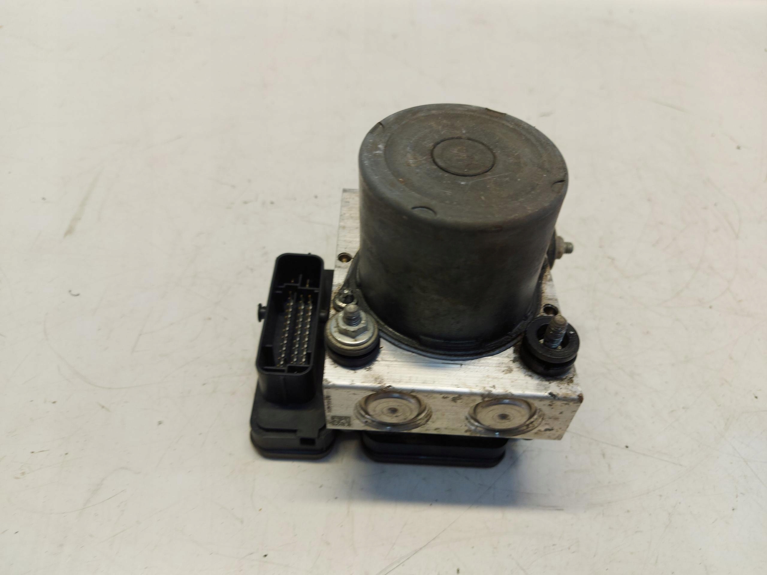 Ford Transit MK8 pumpa ABS modul 3330A20052