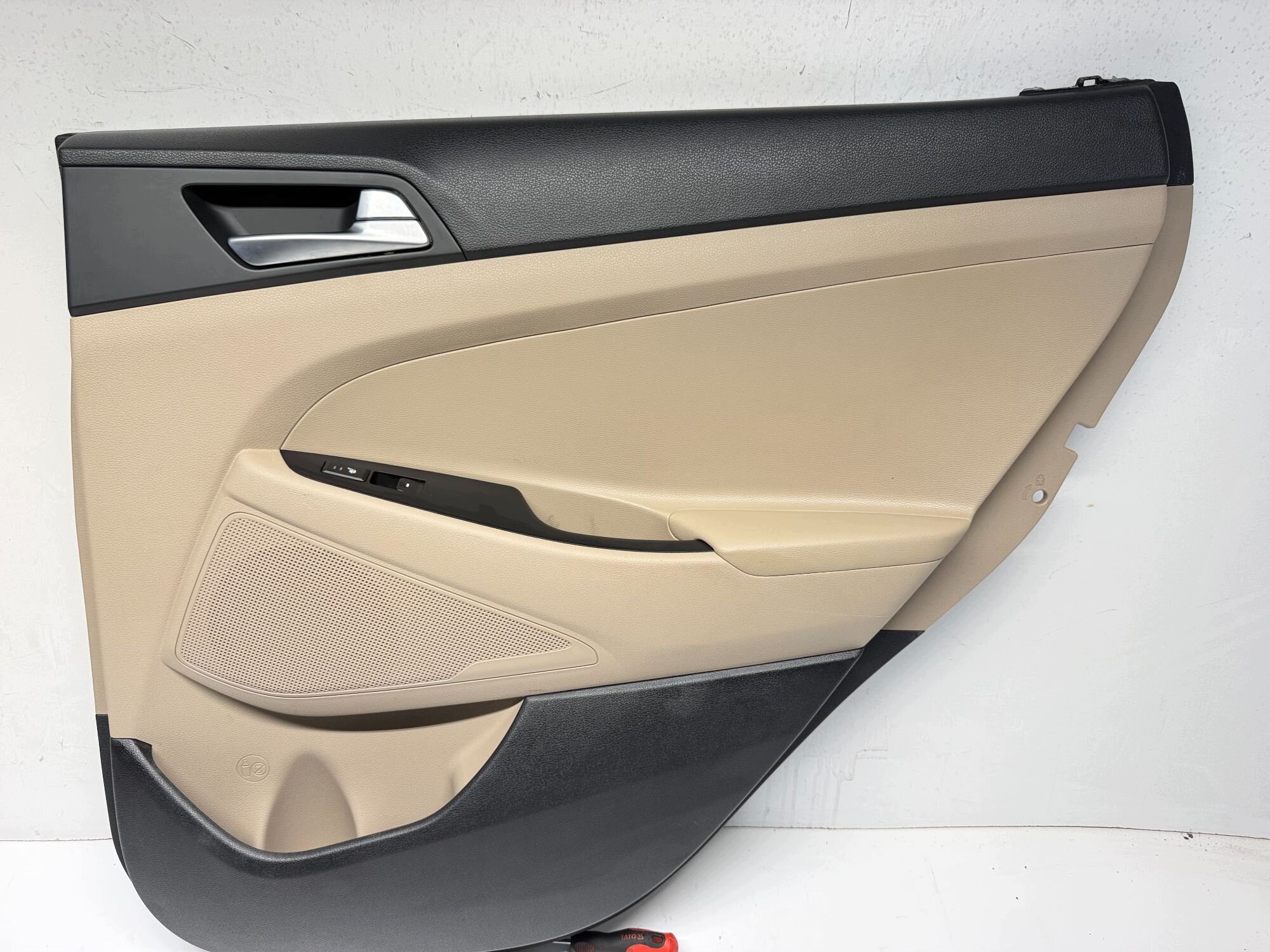 side upholstery door right rear HYUNDAI TUCSON II 2015-2021