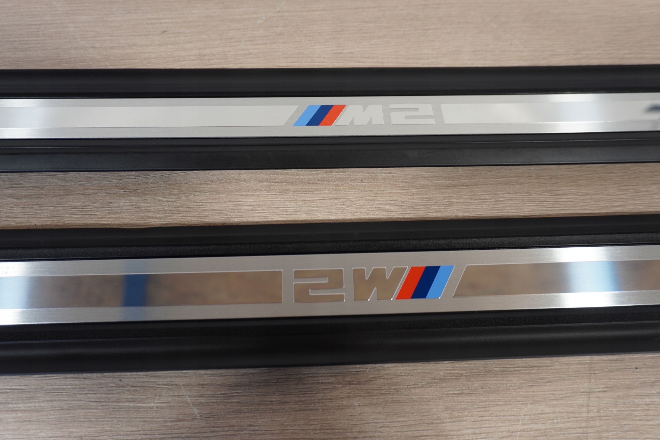 LISTWY PROGOWE BMW M2 G87 8082008 Producent BMW oe