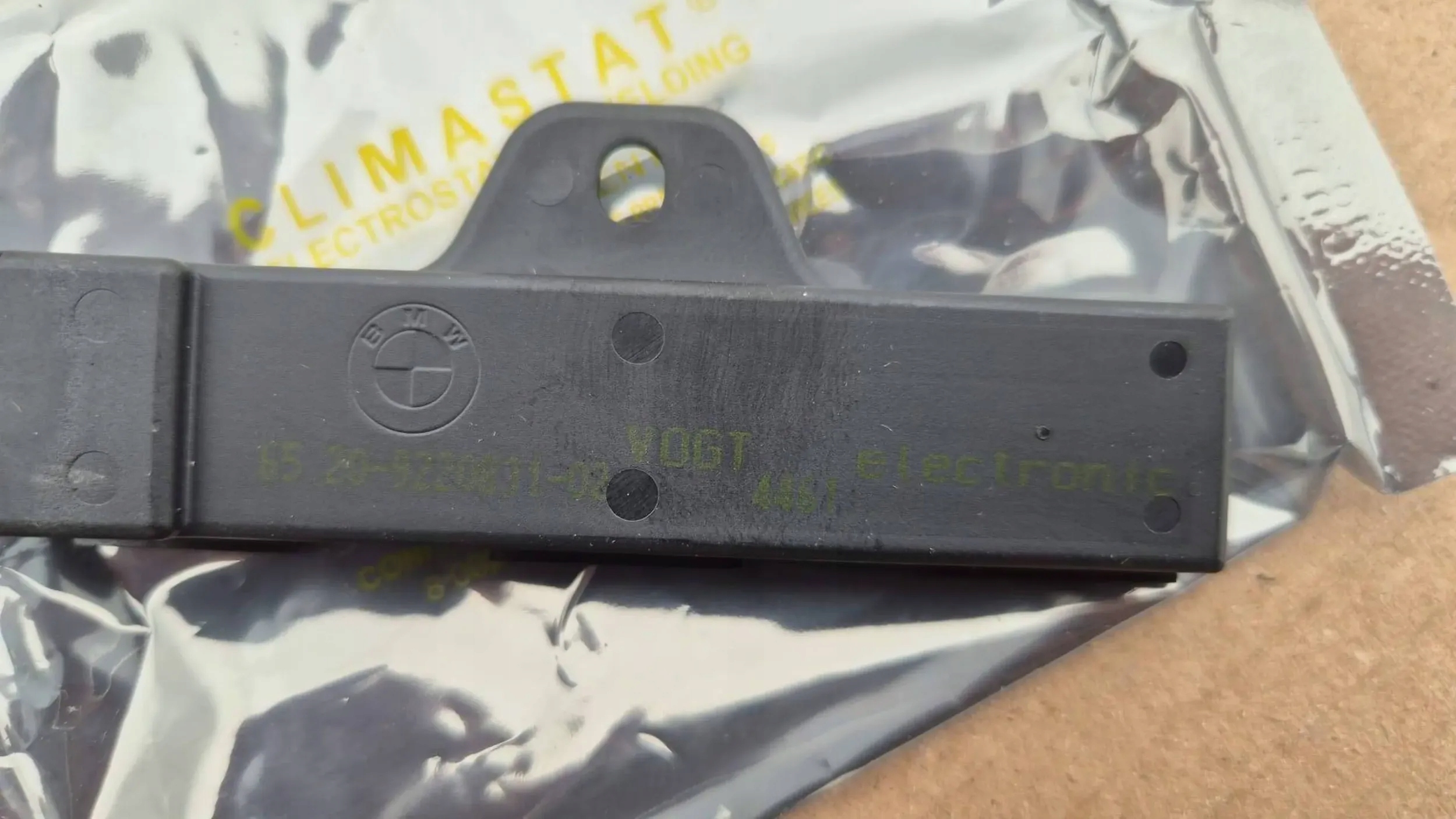 BMW 7 G11 G12 Nowa Antena systemu keyless 9220891 Marka BMW