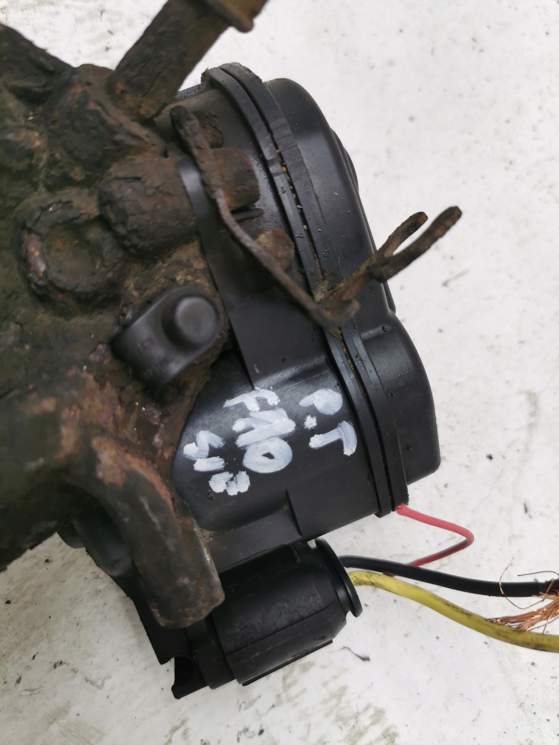 caliper electrical right rear part BMW SERIA 5 F10 F11