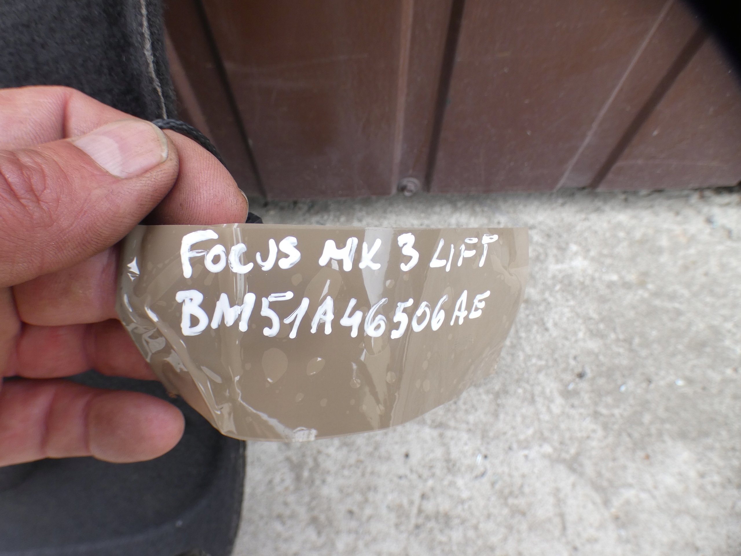 FORD FOCUS MK3 LIFT plato rear boot BM51-A46506-AE
