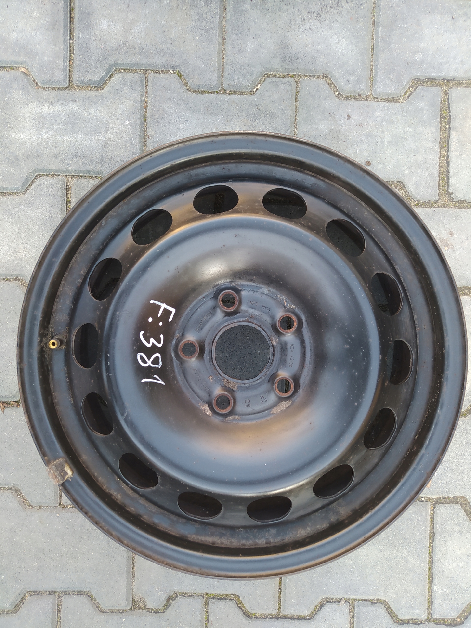 FELGA STALOWA AUDI GOLF SKODA VW 6X16 5X112 ET50 Kod producenta 8P0601