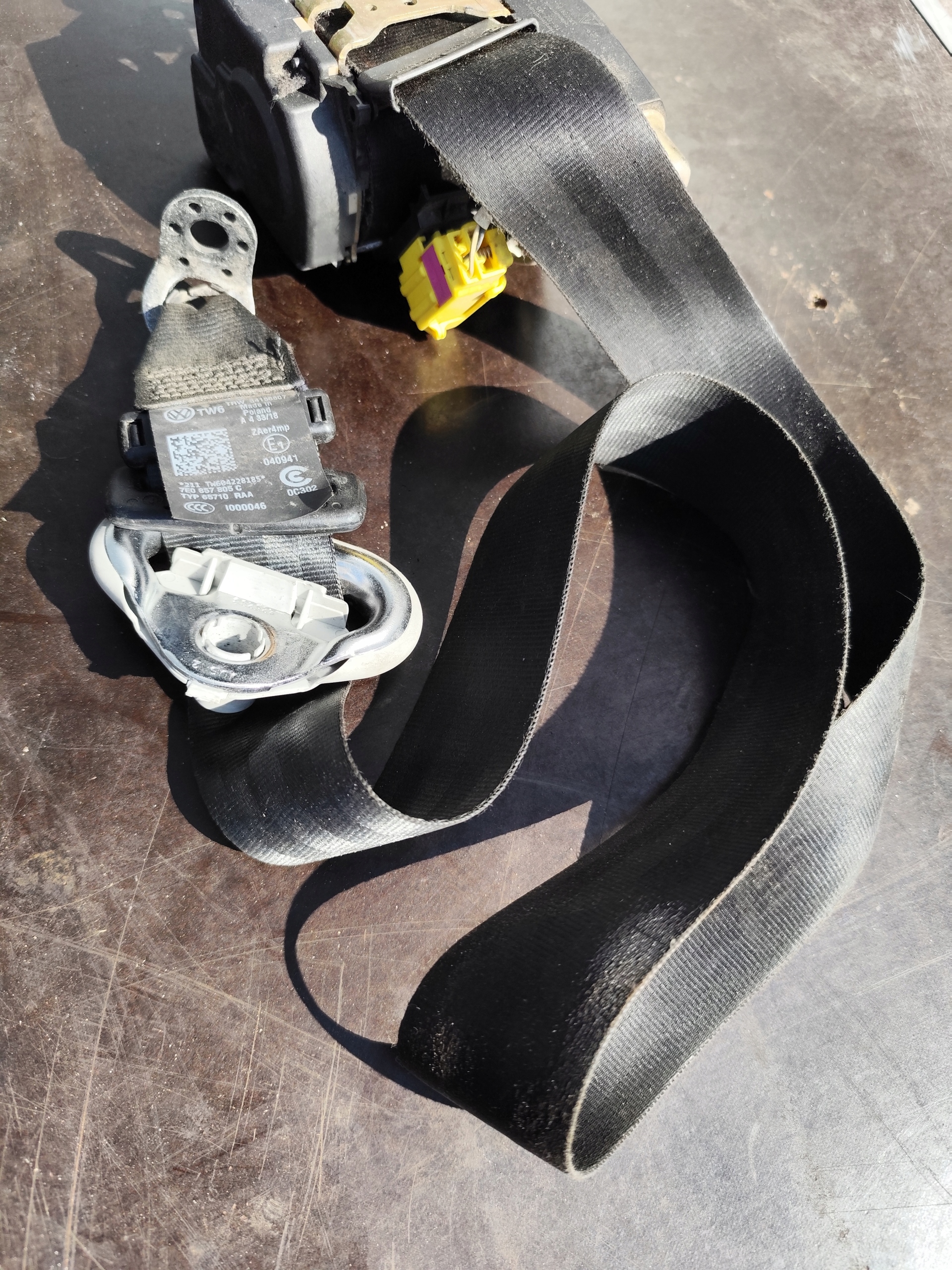VW T5 LIFT tension belt safety driver´s left front 7E0857805C