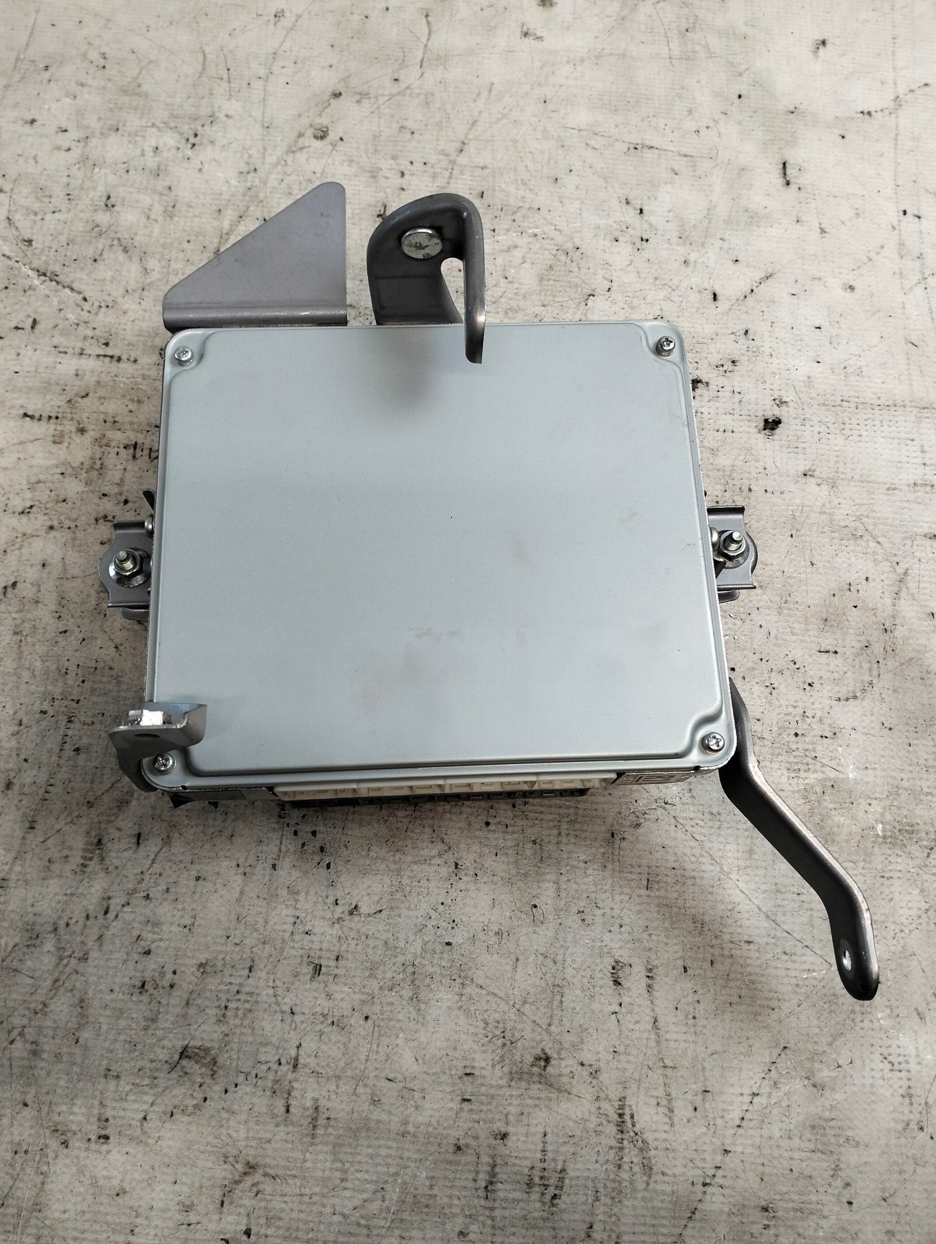 module control unit HV CONTROL TOYOTA PRIUS II 2008r OE 89981-47160
