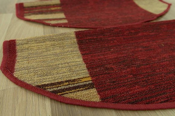 PÓŁOKRĄGŁE PODGUMOWANE NAKŁADKI NA SCHODY BORDO Długość 67 cm