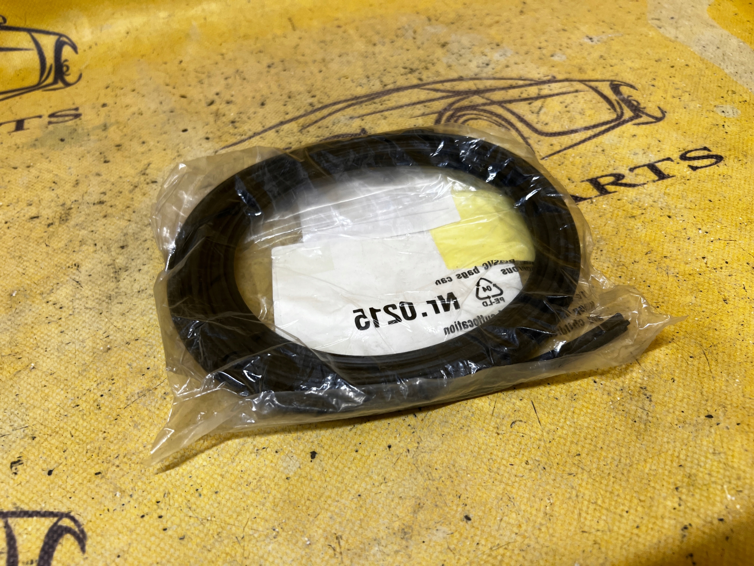 USZCZELKA LISTWY RAMY DACHU PRAWA BMW 3 E92 COUPE NOWA OEM