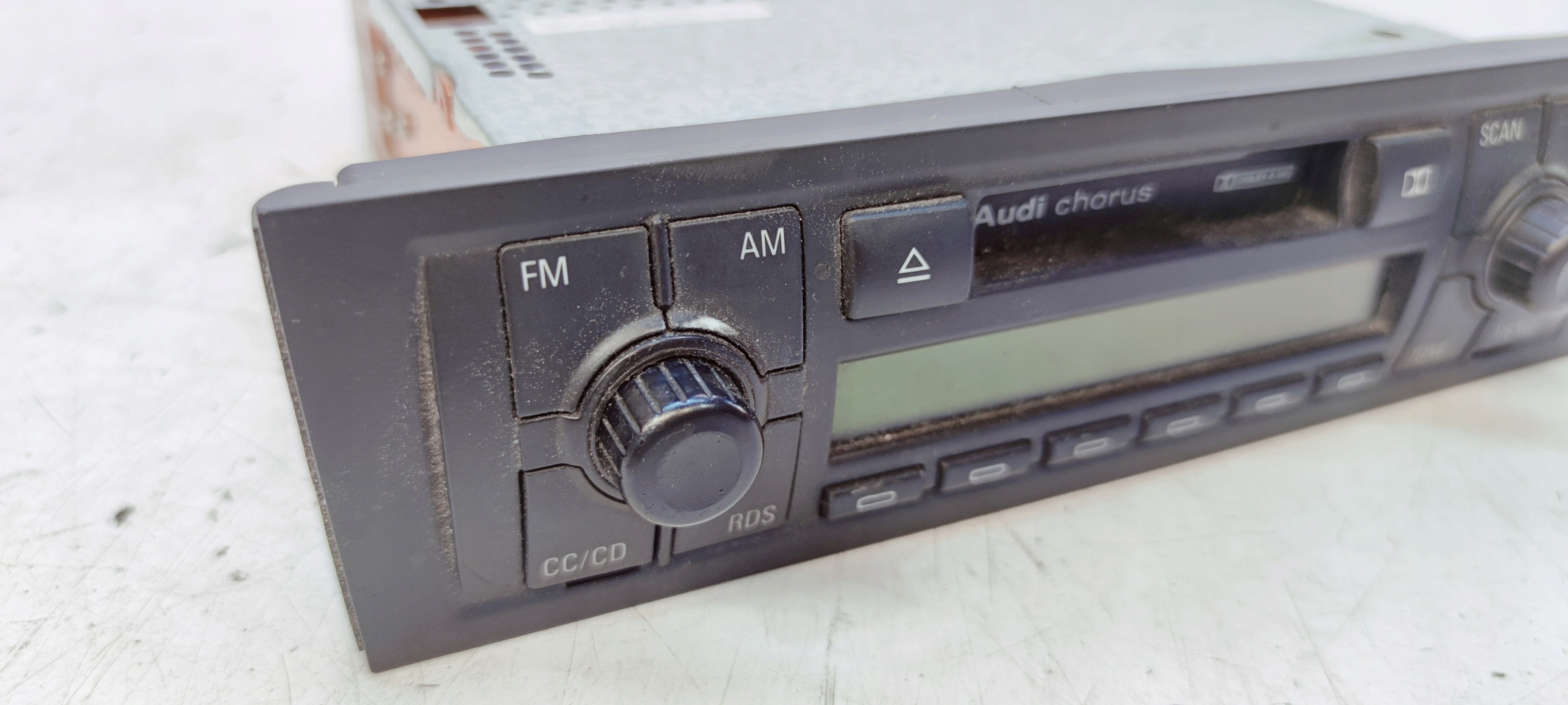 RADIO AUDI CHORUS AUDI A3 8P 8P0035152B