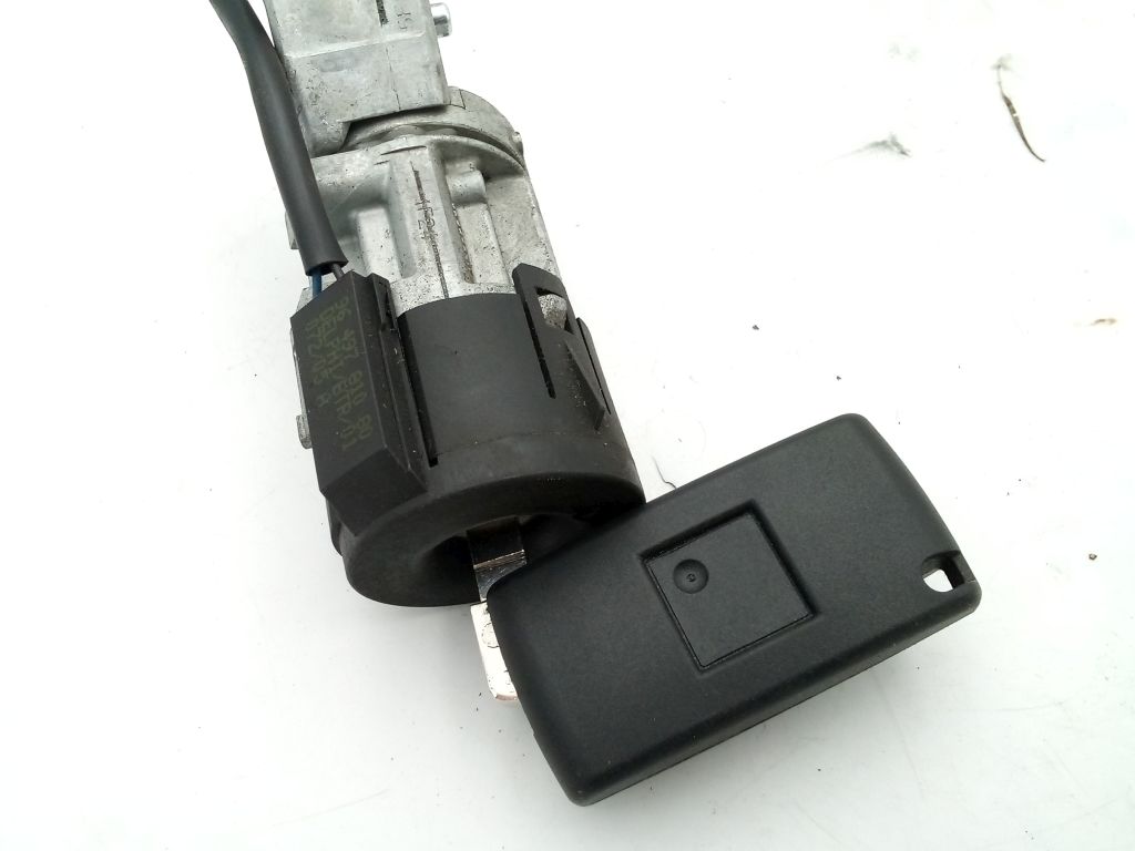 Citroen C4 e Accensione z kluczykiem N0502455