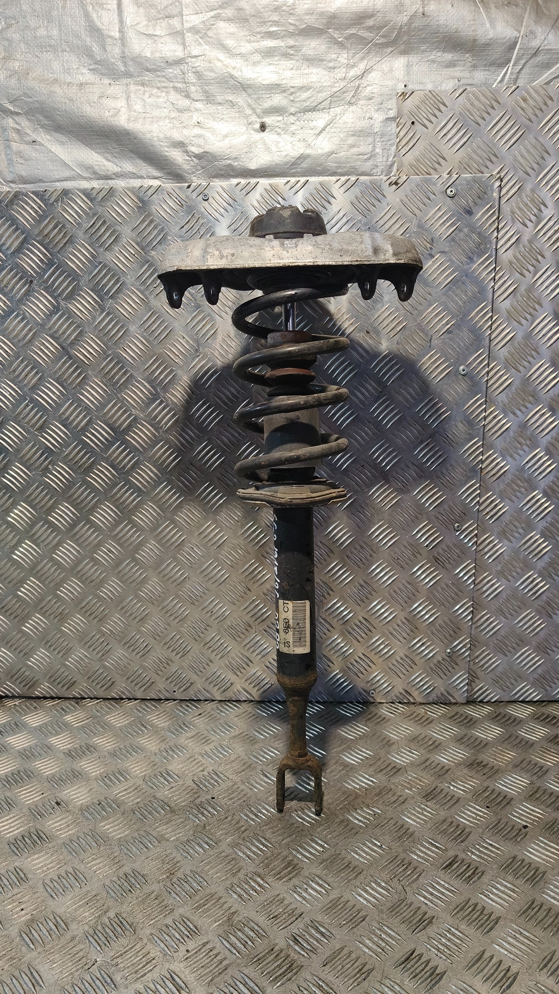 mcpherson ammortiseur droite avant AUDI A4 B7 2.0TDI