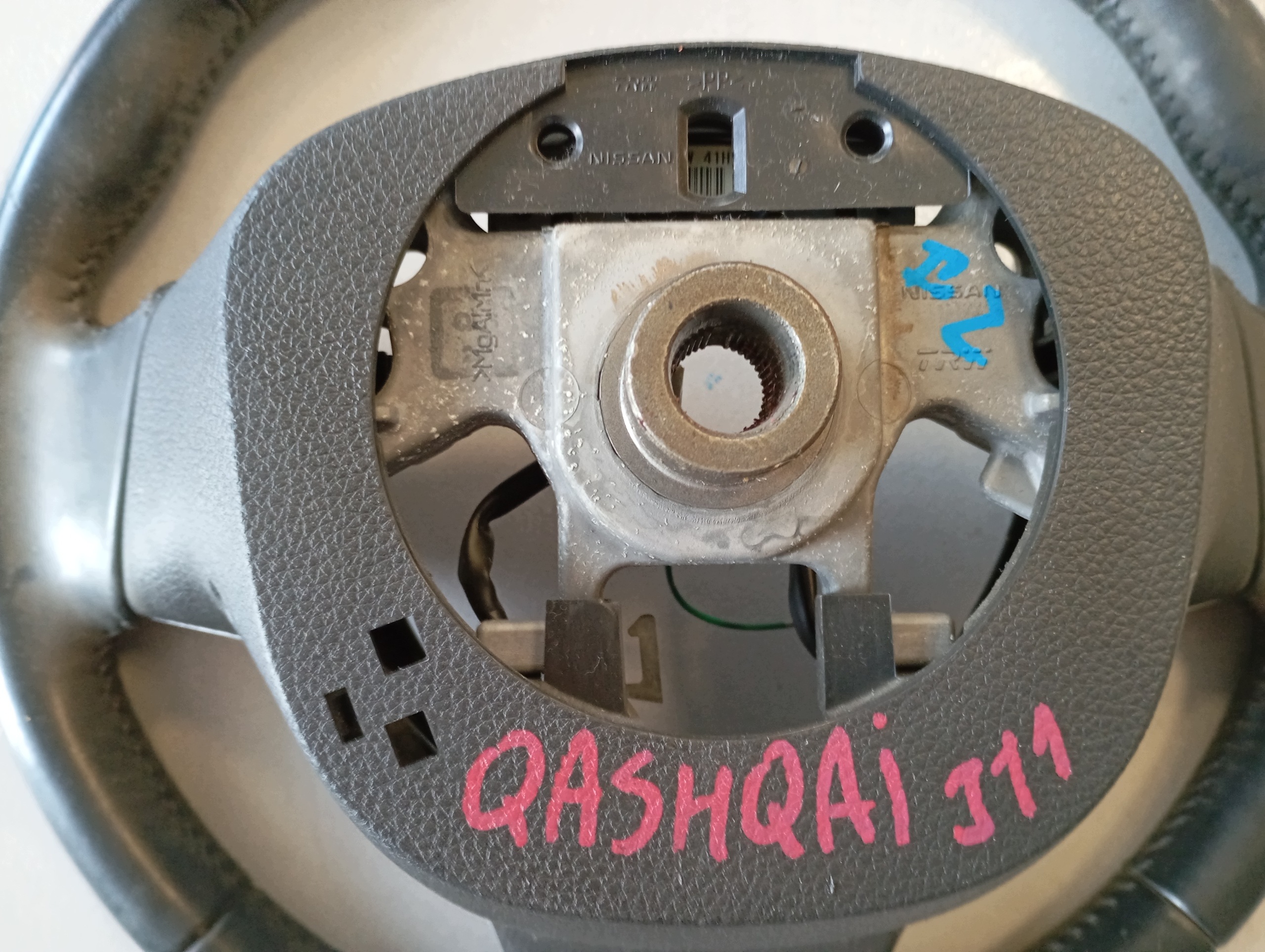 lenkrad NISSAN QASHQAI II J11