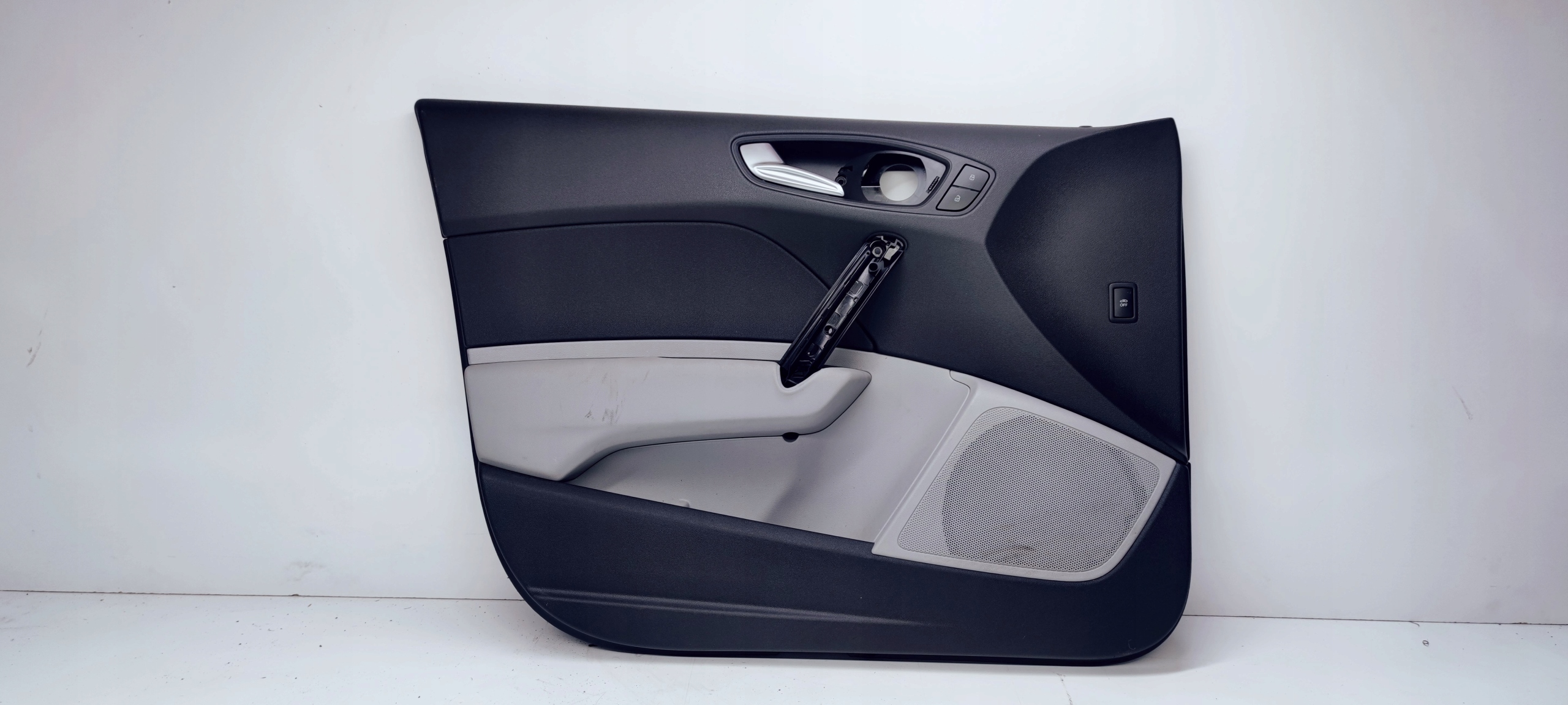 side door left front AUDI A1 8X4867105 *59*