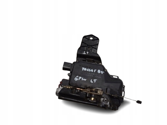 VW PASSAT B5 96- ZAMEK LEWY TYŁ 6PIN 3B4839015A