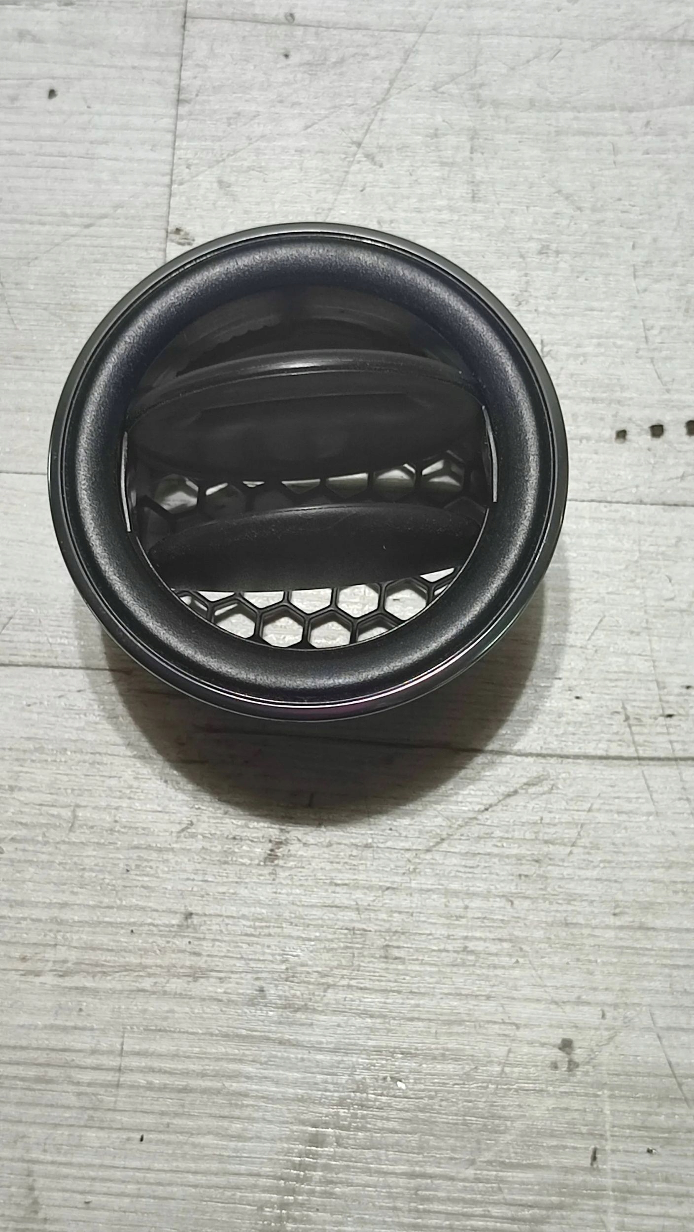 Dacia Duster II 17r 1.2 grid air conditioning devices