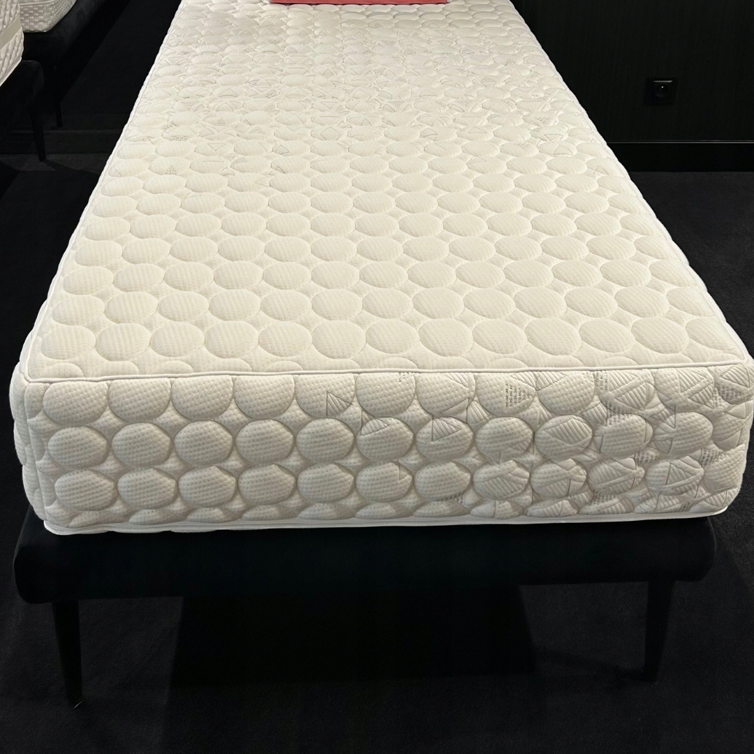 Materac 140x200 sprężynowy kieszeniowy LIVE MARETTO średnio miękki Marka bez marki