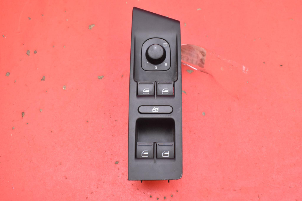 control panel of the window EU 3AB857857A VW PASSAT B7 10-15