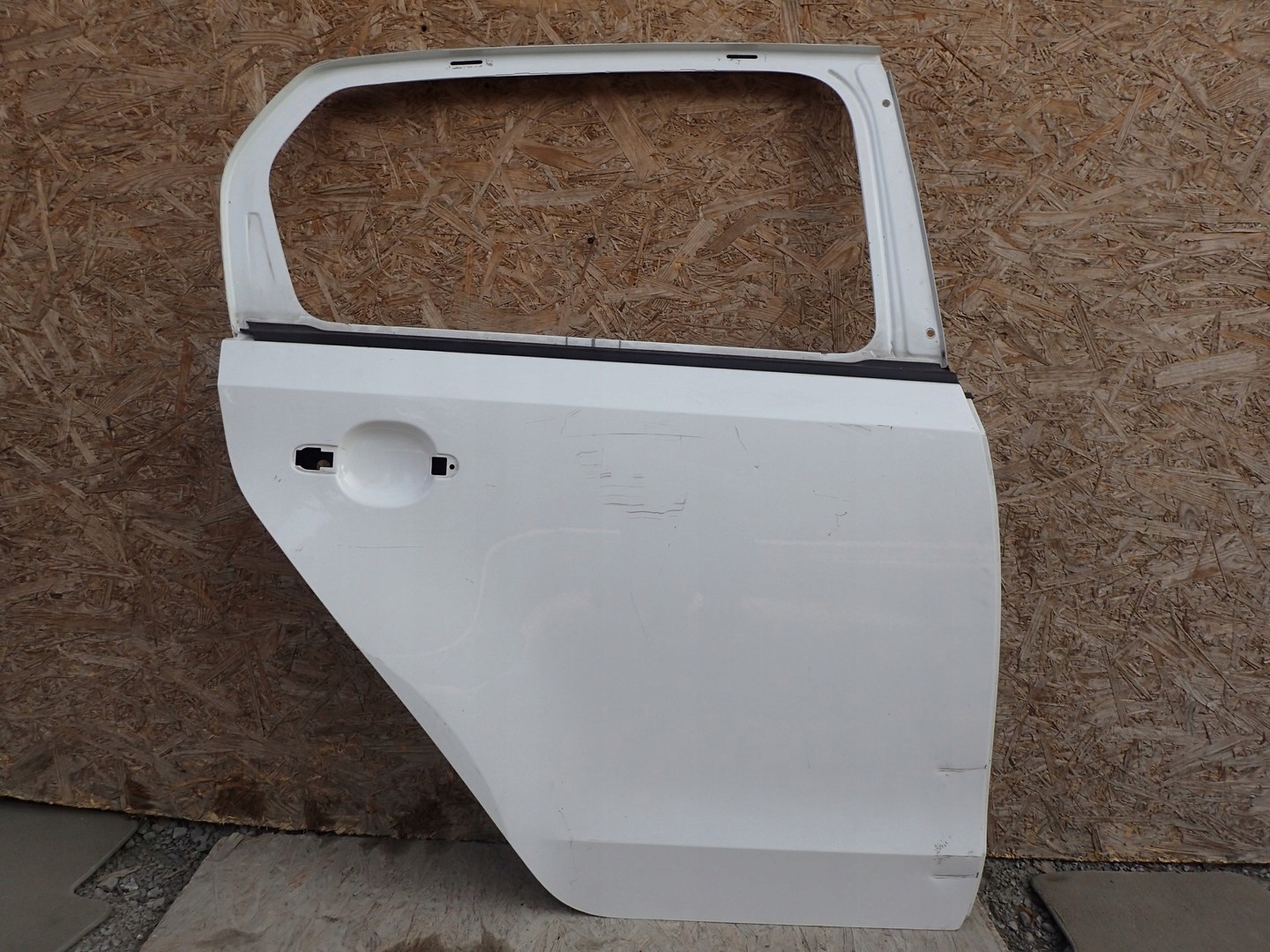 door right rear. right rear part UP CITIGO MII 1S 2011