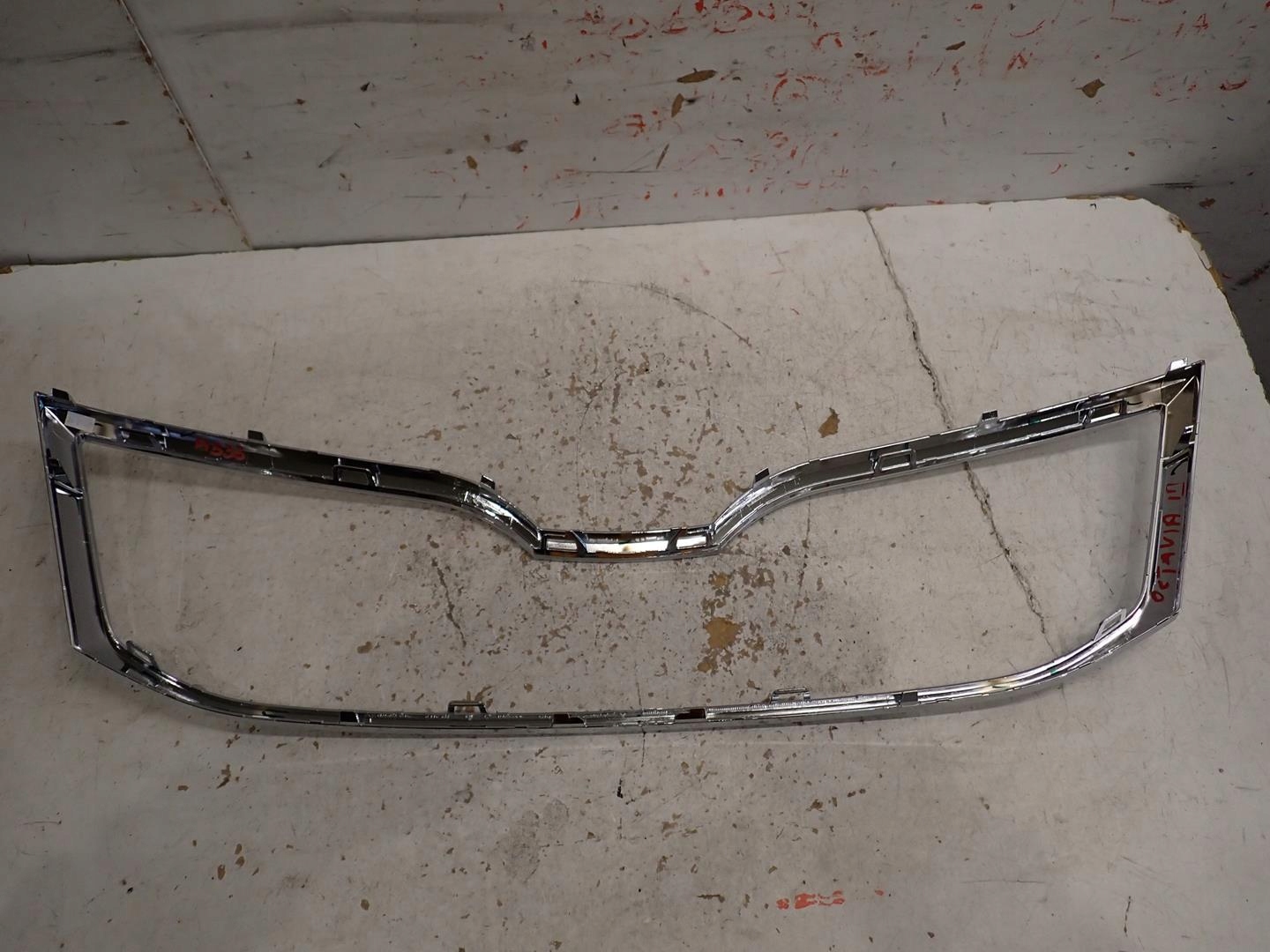 Grill chrom SKODA OCTAVIA III LIFT 2016- 5E0853761B