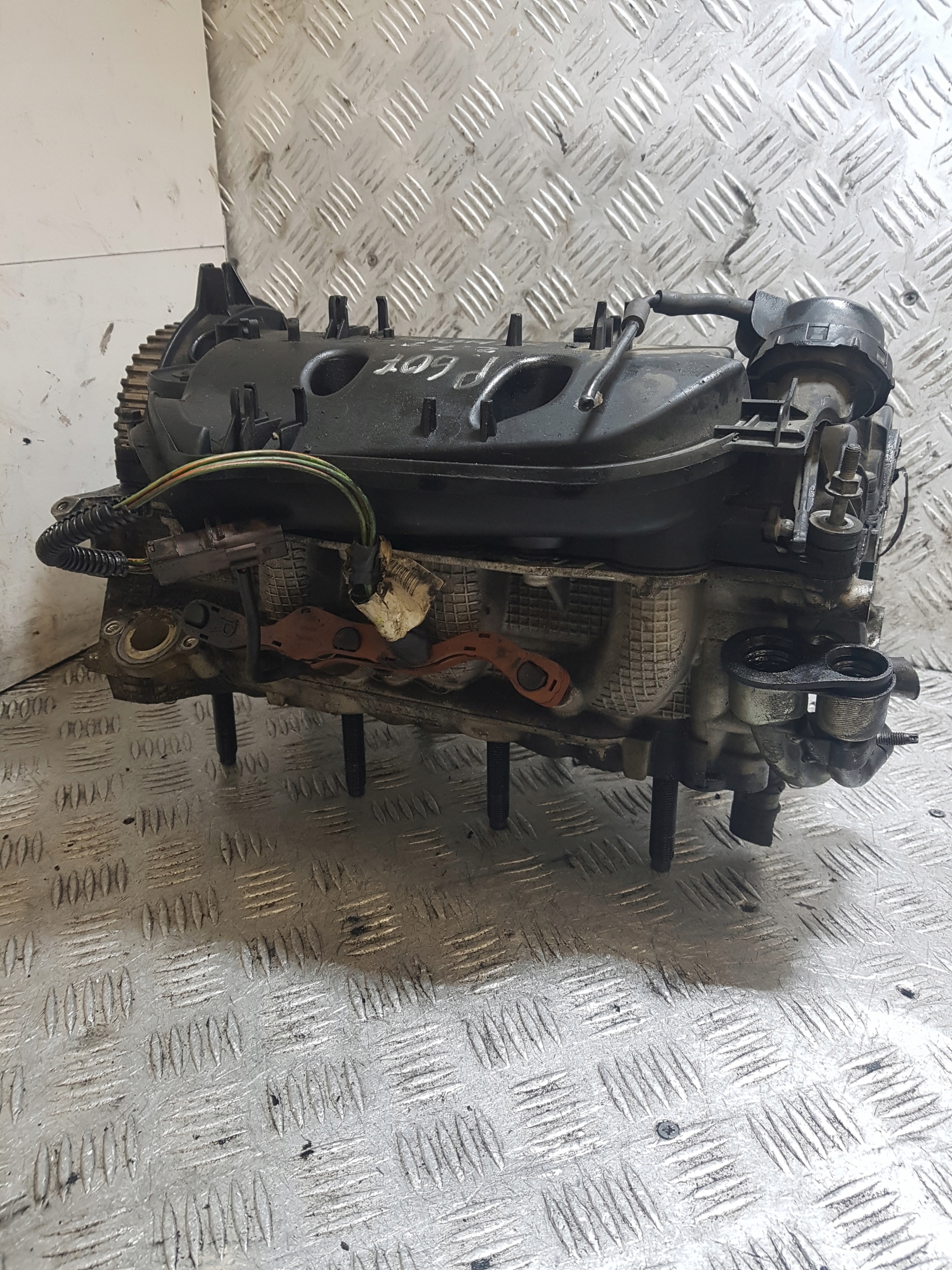 head. complete PEUGEOT 607 4R8Q-6090 2.7 D