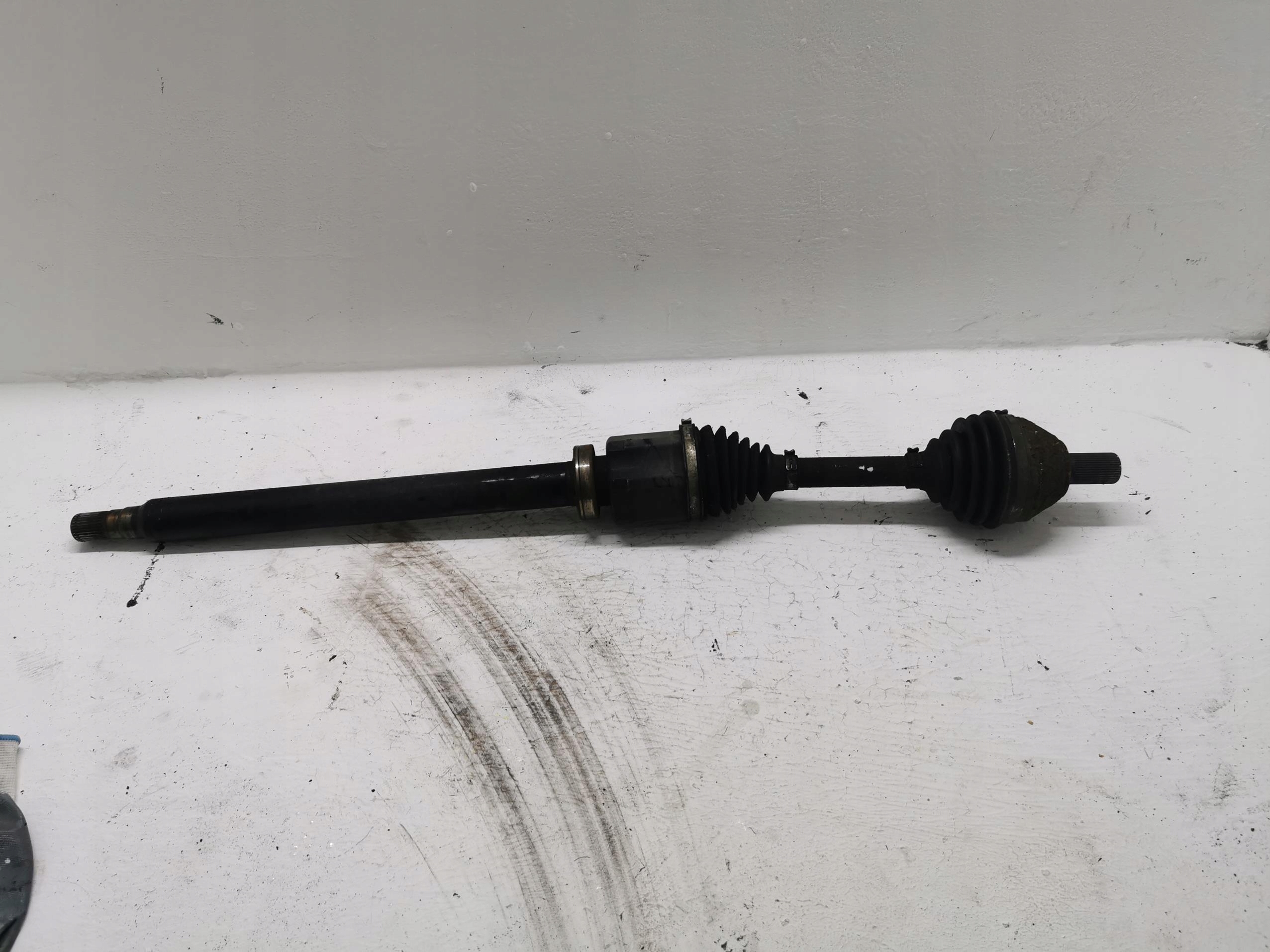 semi-axis long right front VOLVO V60 II 2.4D 10-18