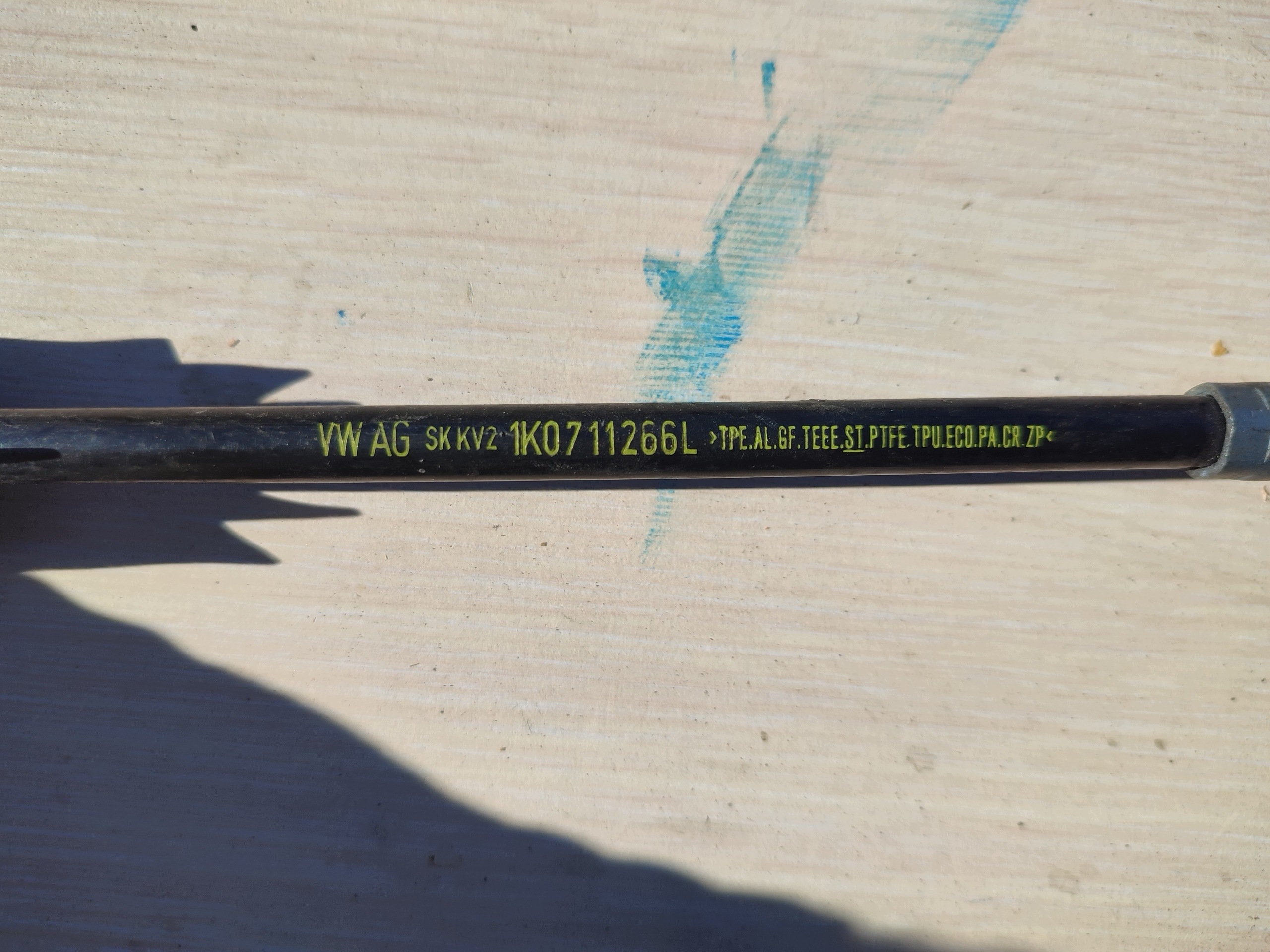 Câble Levier Mécanisme levier vitesse Engrenage VW GOLF V 1K0711266L