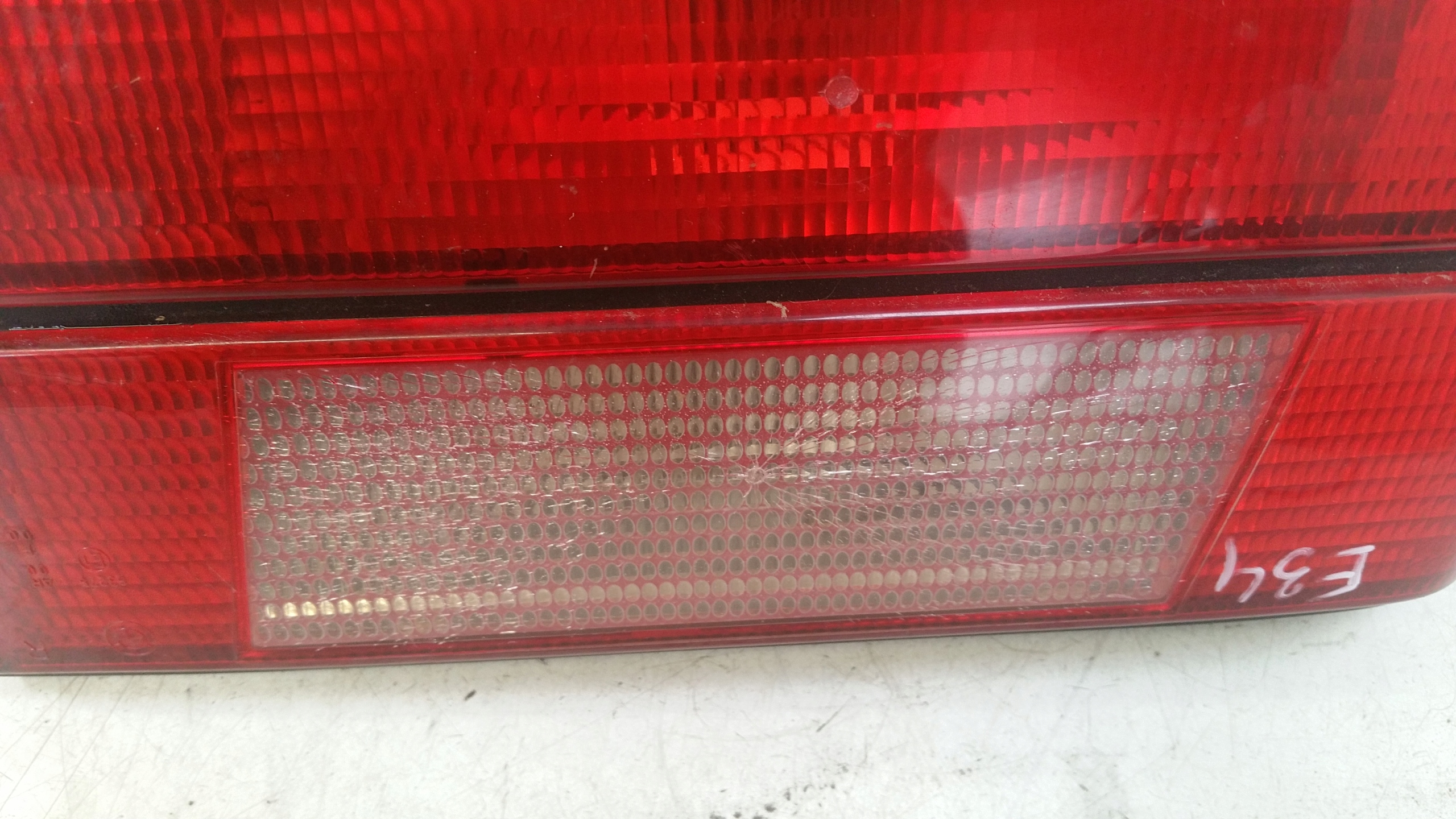 light to the bonnet right rear part 83515620 BMW E34
