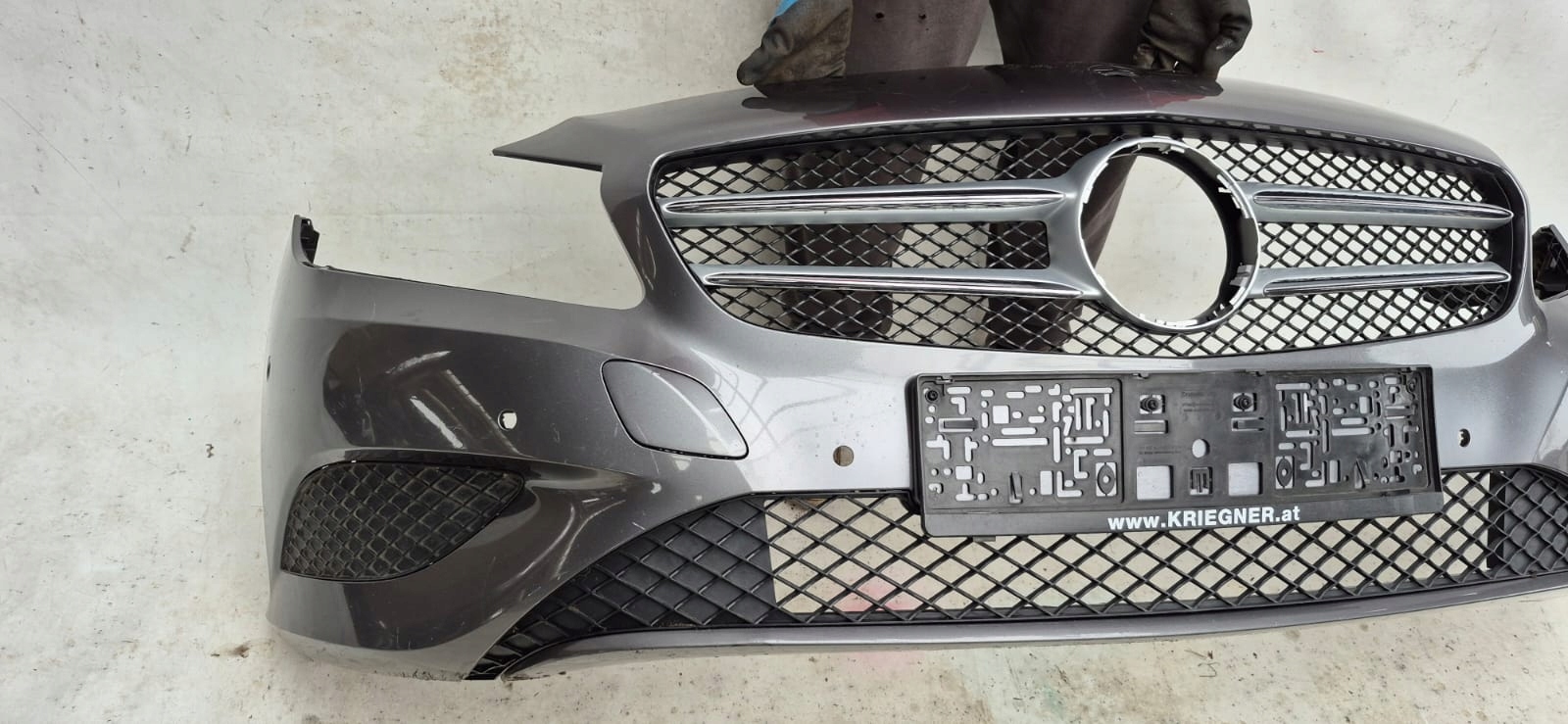 MERCEDES A KLASA W176 12- bumper front front PDC