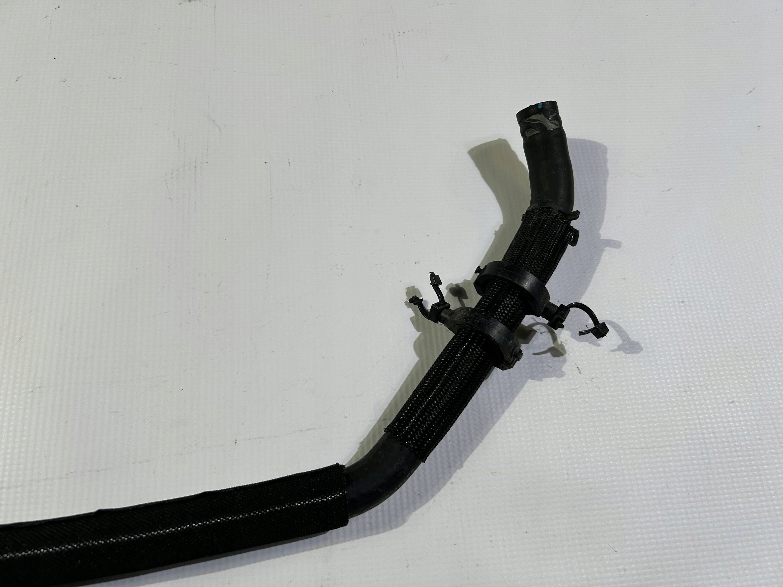 wiring wodny pipe hose radiator chlodzenia Chrysler Pacifica 2017-2026