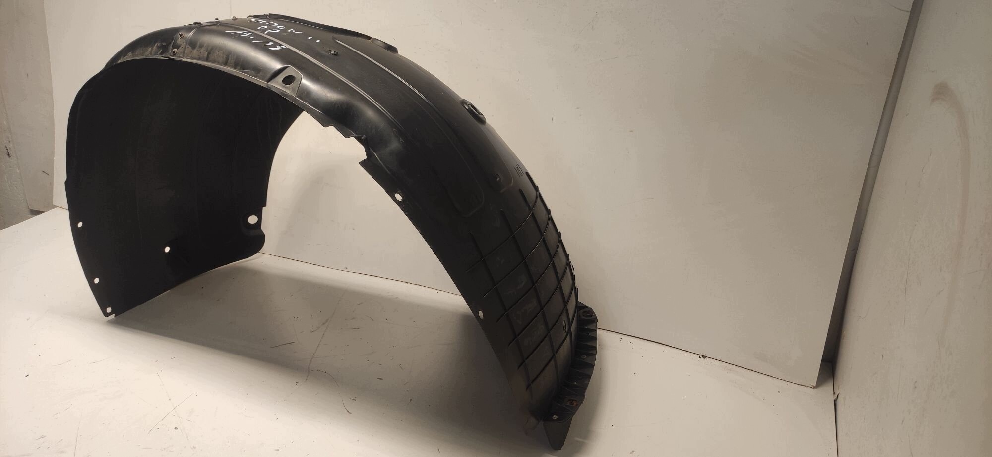 mudguard right front HYUNDAI TUCSON II 15-18 86814-D7000