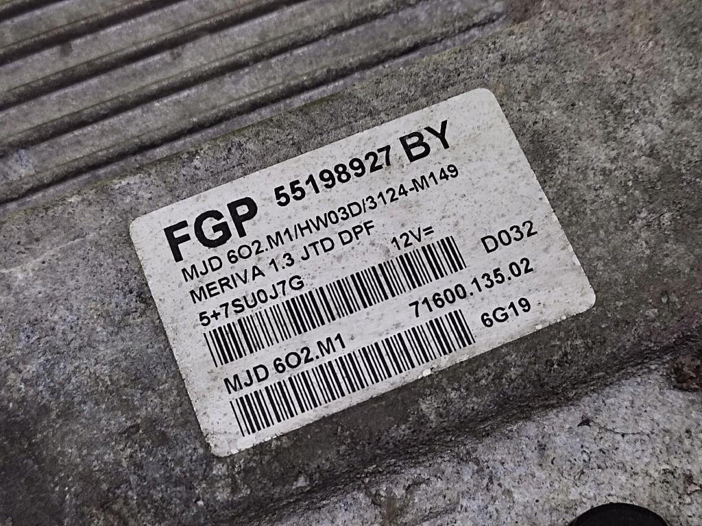 OPEL MERIVA control unit of the engine 55198927