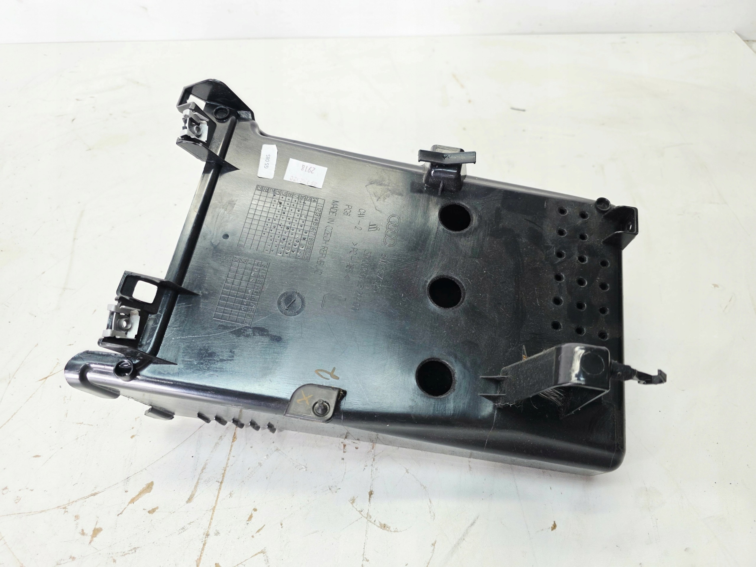 plato passenger compartment of the dashboard left AUDI A4 B9 A5 8W 8W1857925