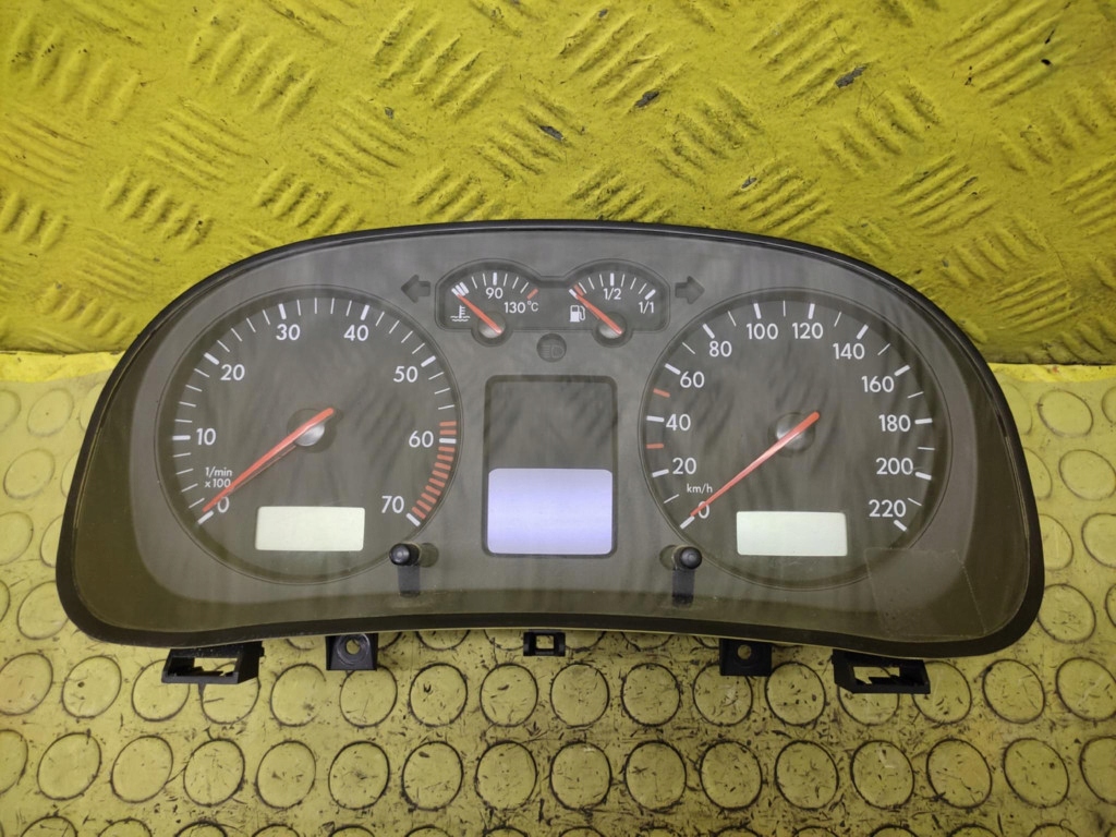 VW GOLF IV 1.4 dials 1J0920820