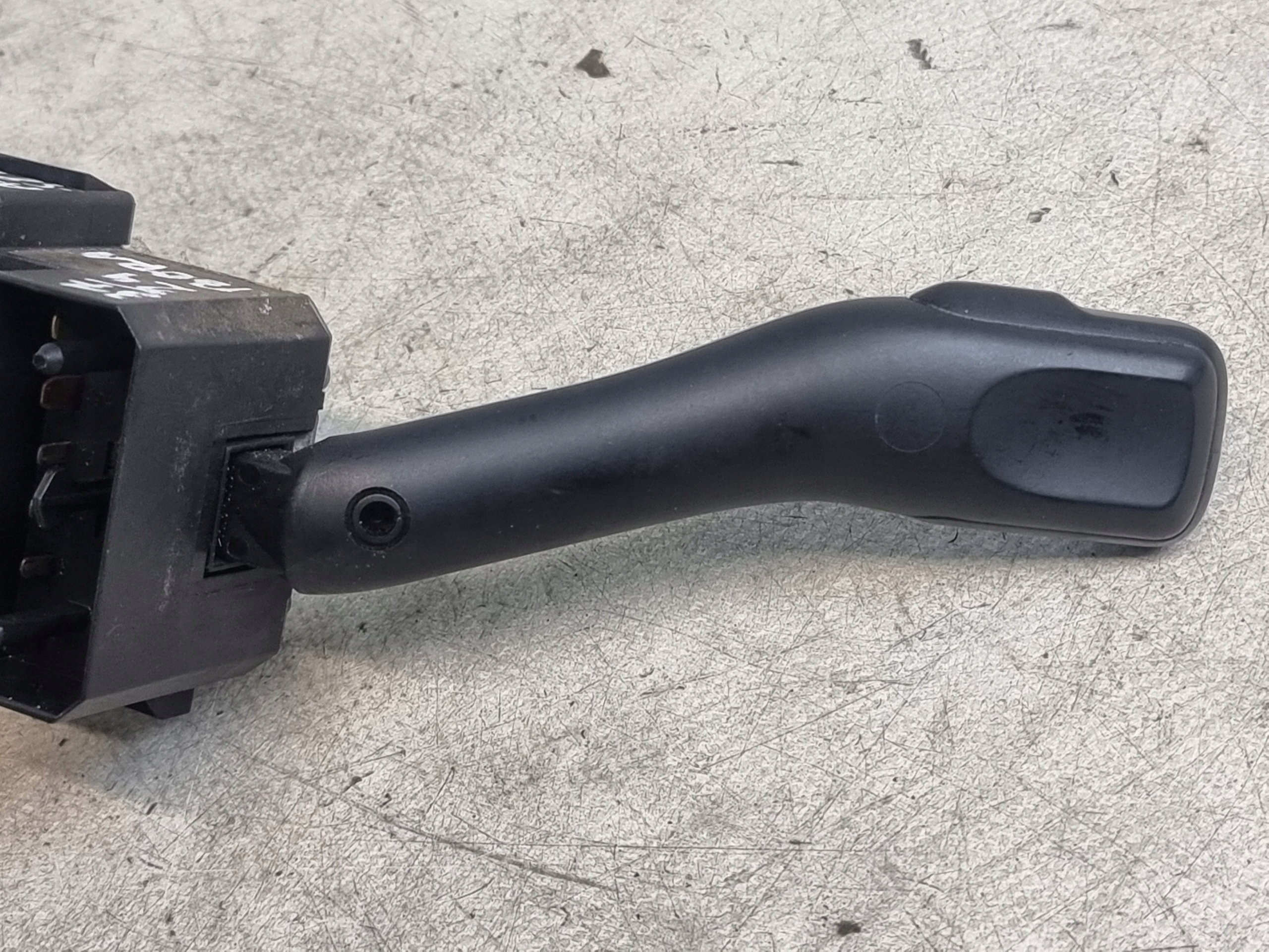 DEVIO LUCI TERGICRISTALLO TERGI OE 4B0953503E VW BORA 99r