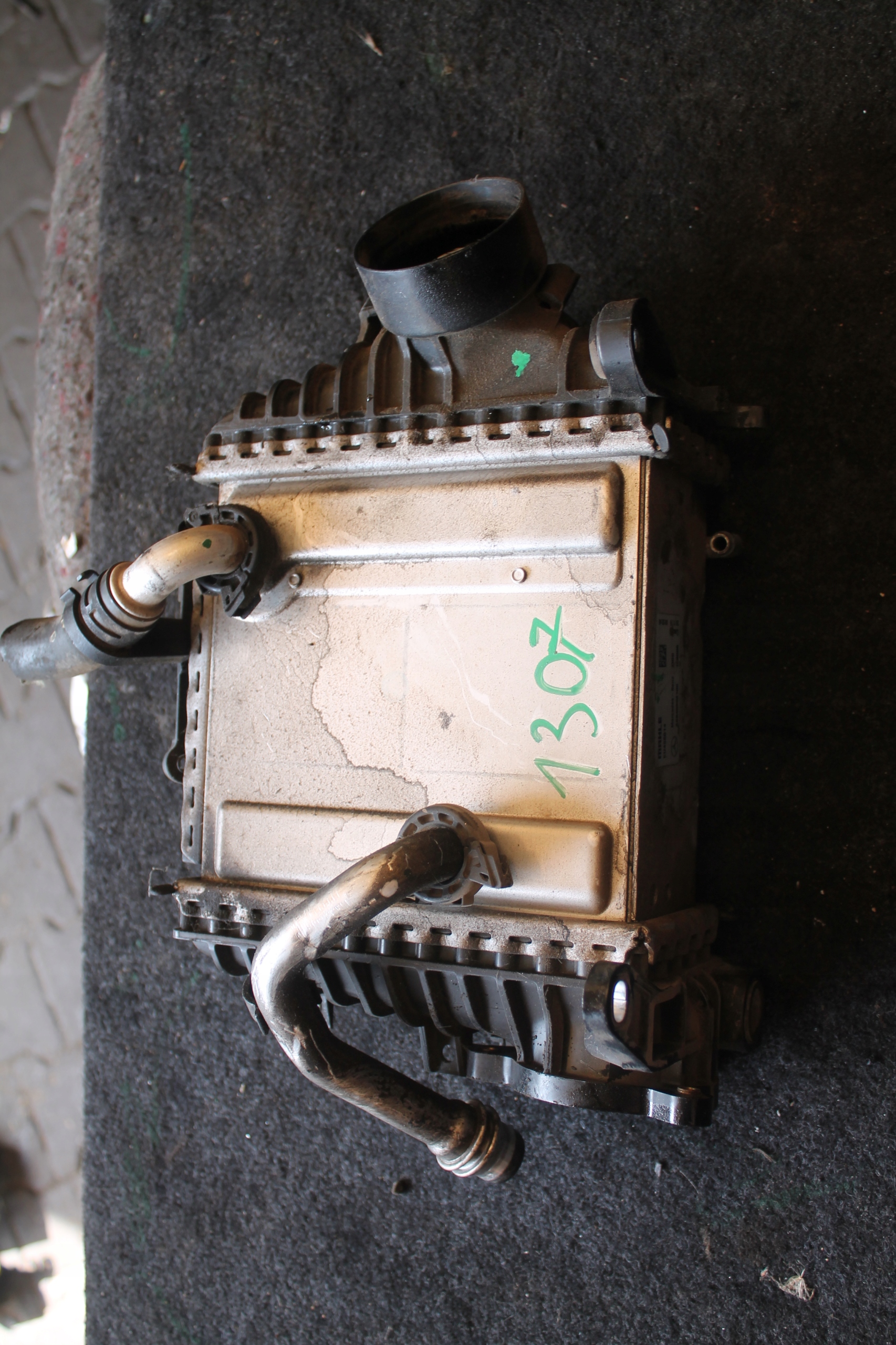 1307. radiator intercooler MERCEDES A6540906100