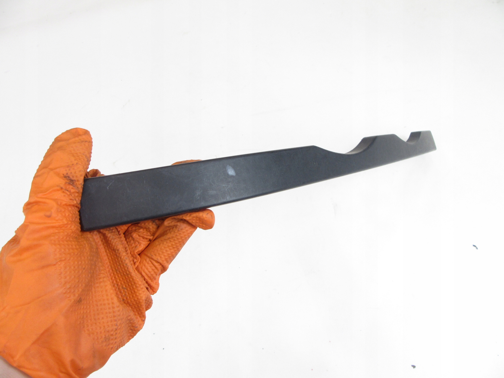 moulding below lampe brewka right BMW e46 before lift