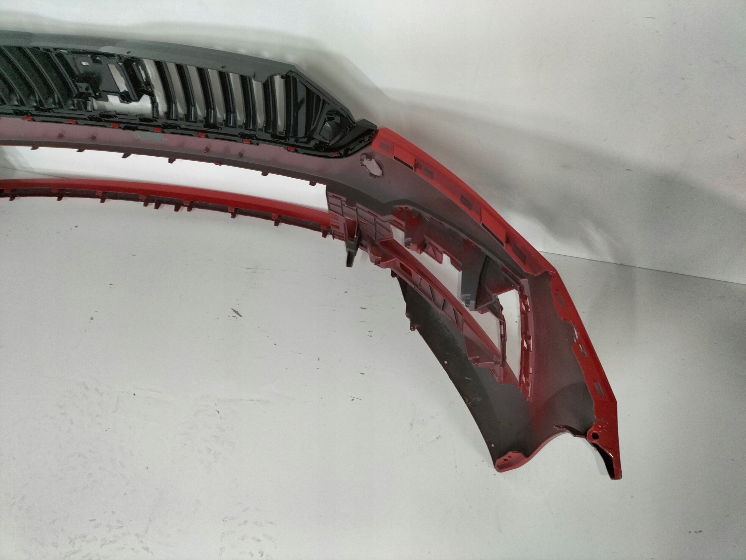 FRONTSTOSSSTANGE VORNE SKODA OCTAVIA 4 IV 19