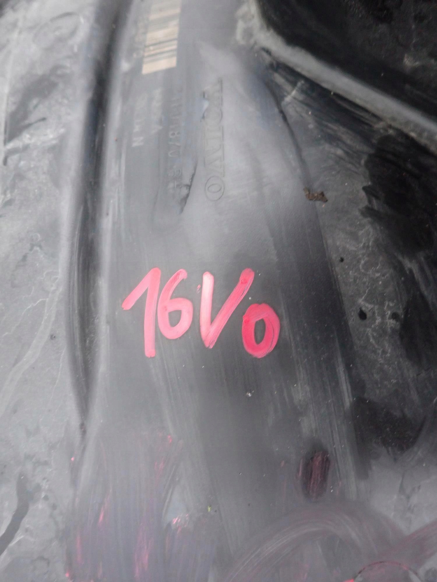 VOLVO XC60 II 2 17- mudguard right front front