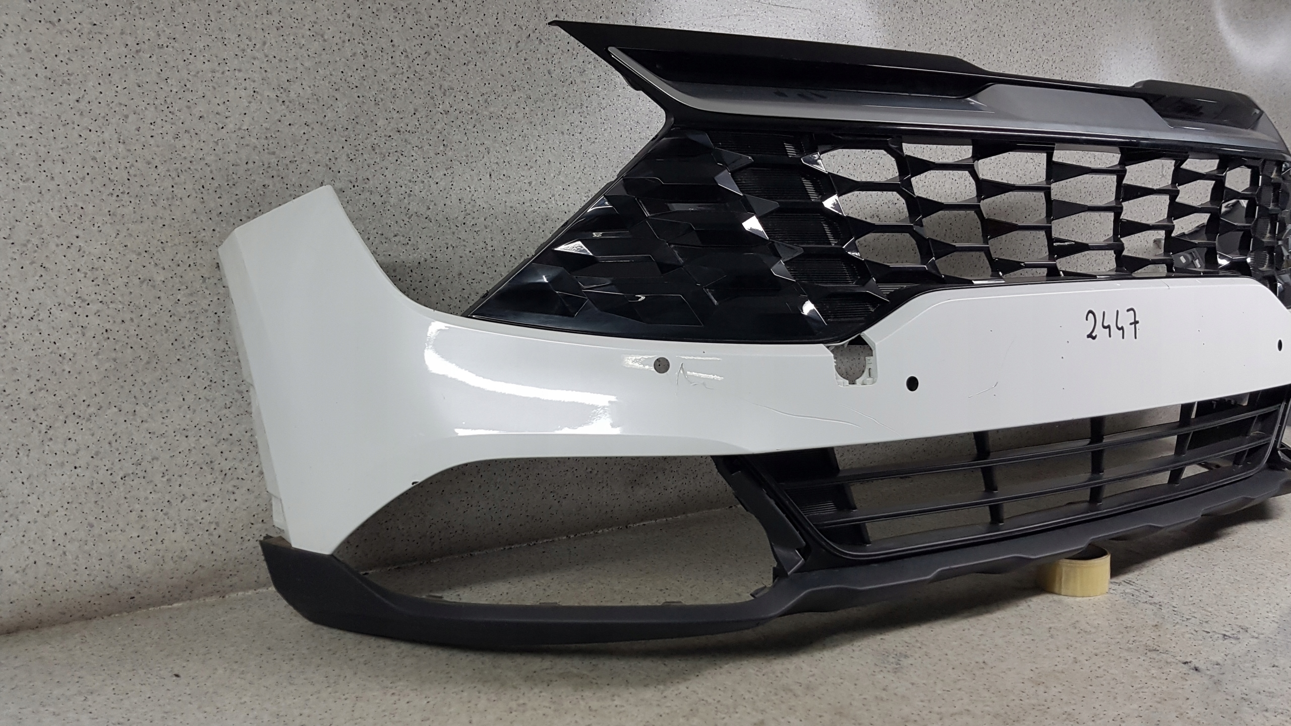 KIA SPORTAGE 5 V 2021 - bumper front 2447